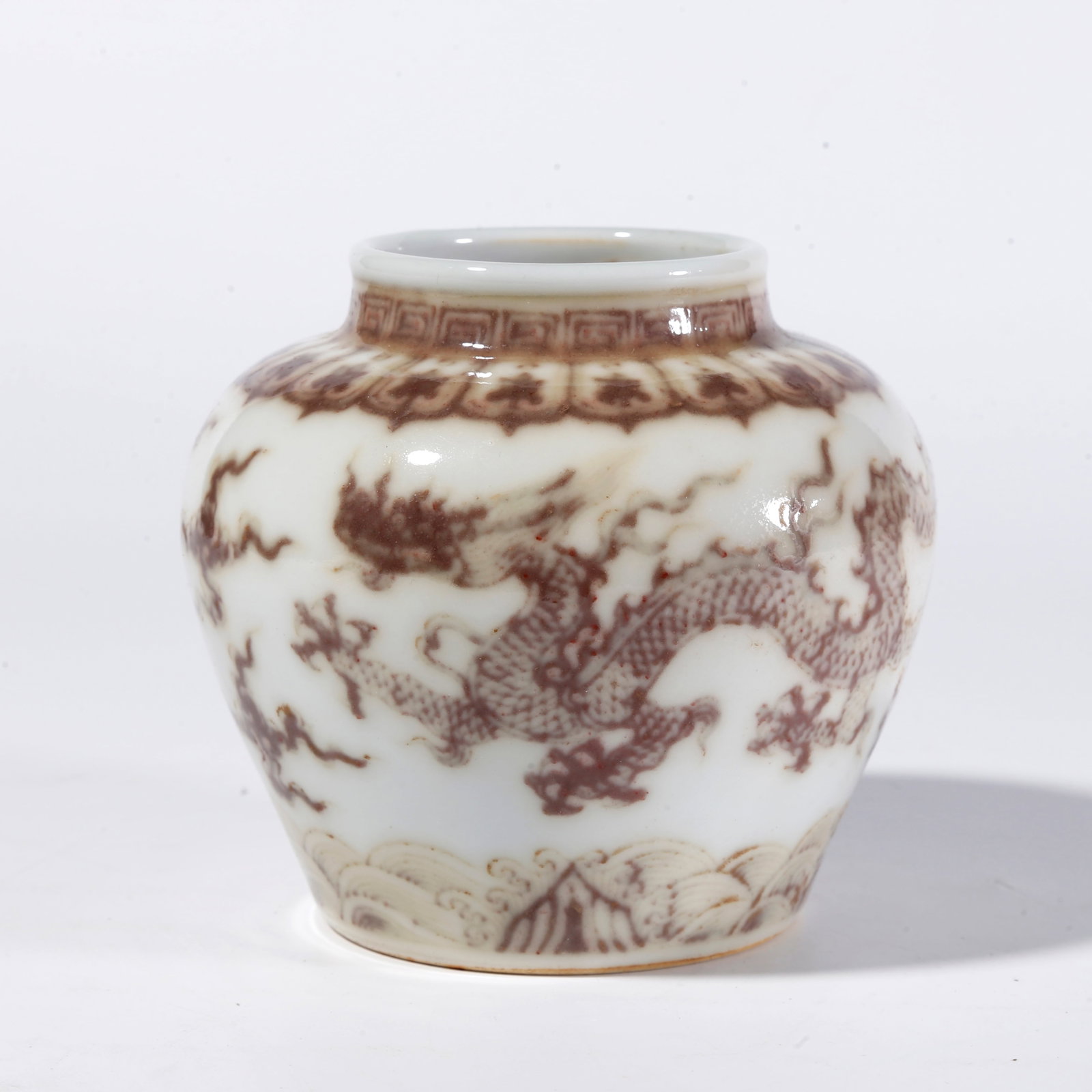 A FANGHONG CLOUD AND DRAGON PATTERN JAR: Fanghong Cloud and Dragon Pattern Jar