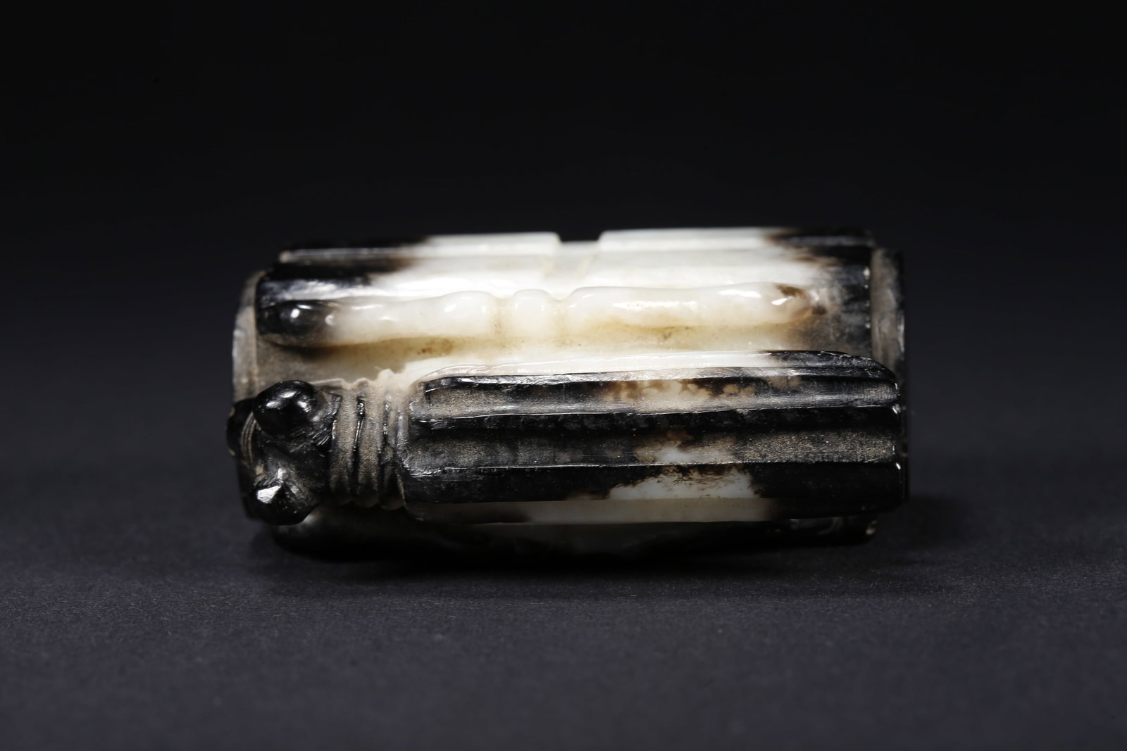 A HETIAN JADE CONG WITH CICADA PATTERN - 8