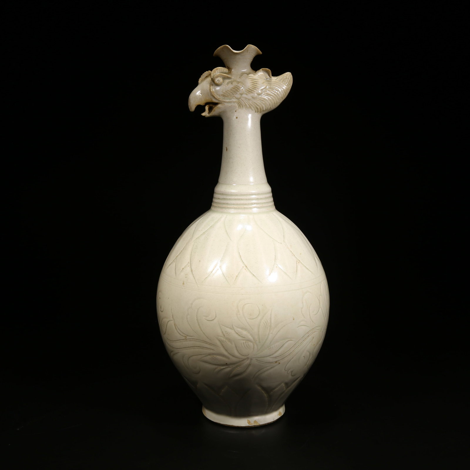 A DING WARE PHOENIX-HEAD EWER (1 of 9)