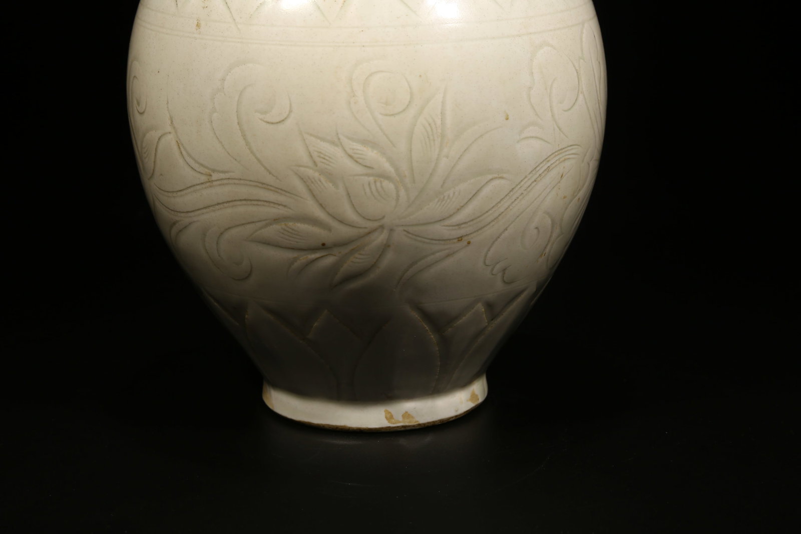 A DING WARE PHOENIX-HEAD EWER - 4