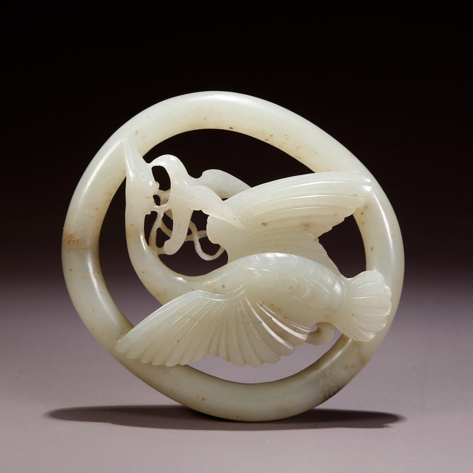 A HETIAN JADE RUDDY SHEARWATER PECKING WILD GOOSE BELT ORNAMENT (1 of 9)