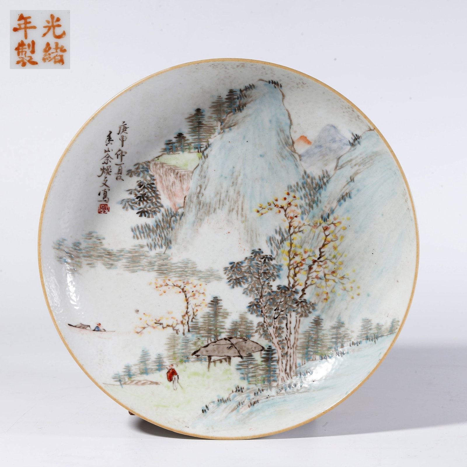 A FAMILLE ROSE LANDSCAPE PATTERN PLATE: Famille Rose Landscape Pattern Plate