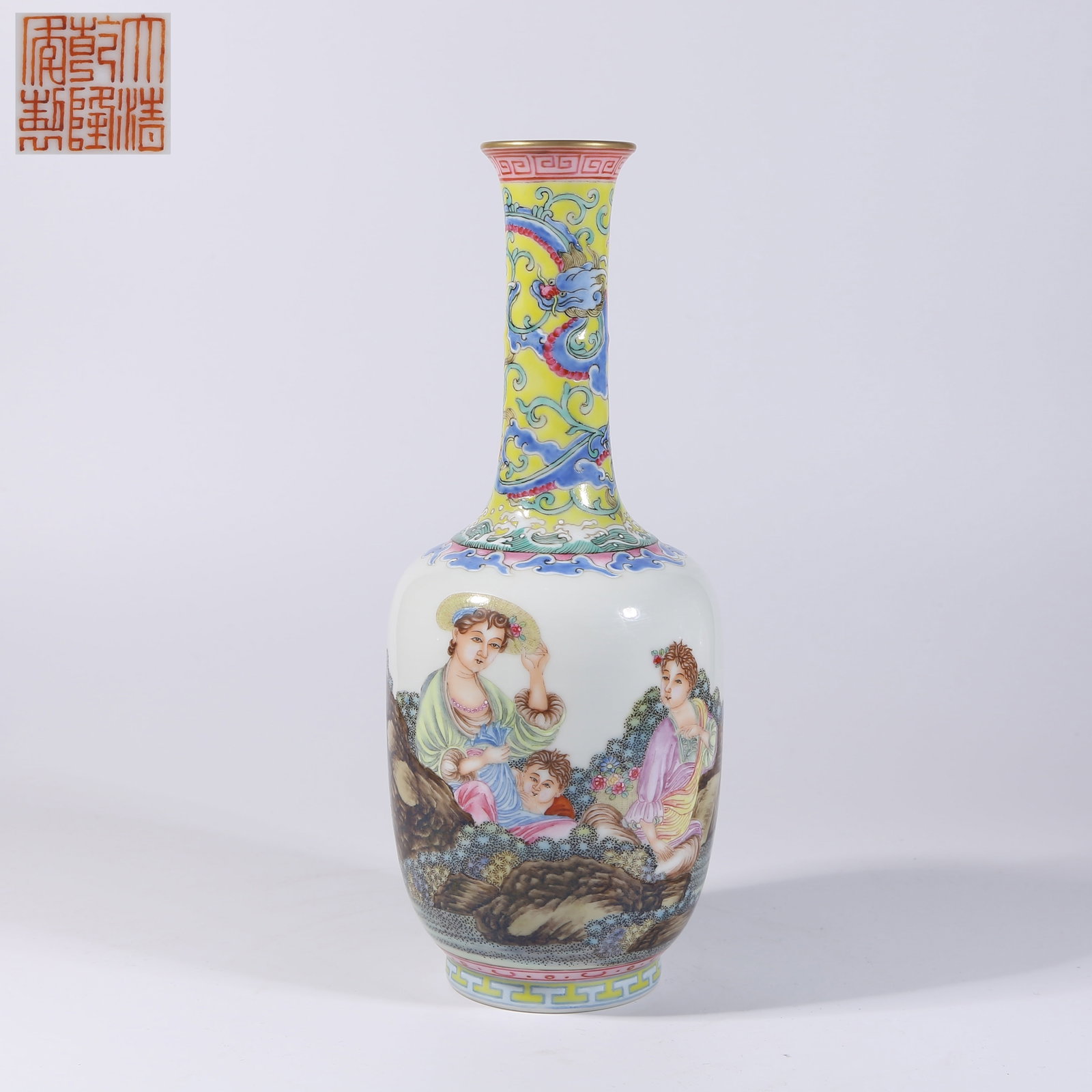 A FAMILLE-ROSE ENAMELLED LONG-NECK VASE WITH FIGURE STORY SCENE: Famille-rose Enamelled Long-Neck Vase with Figure Story Scene