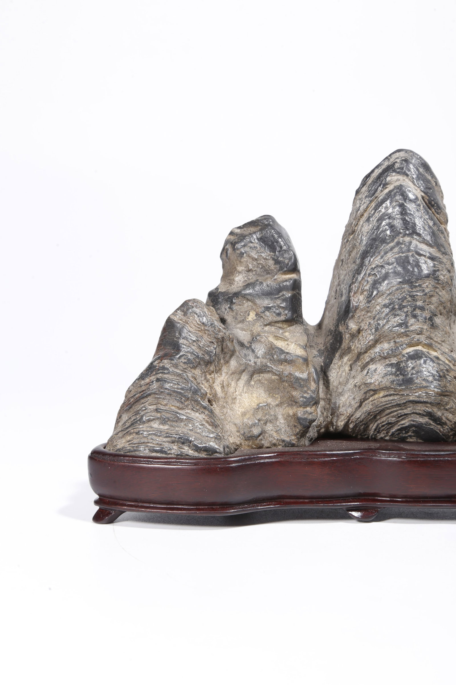 A STONE MOUNTAIN ORNAMENT - 2