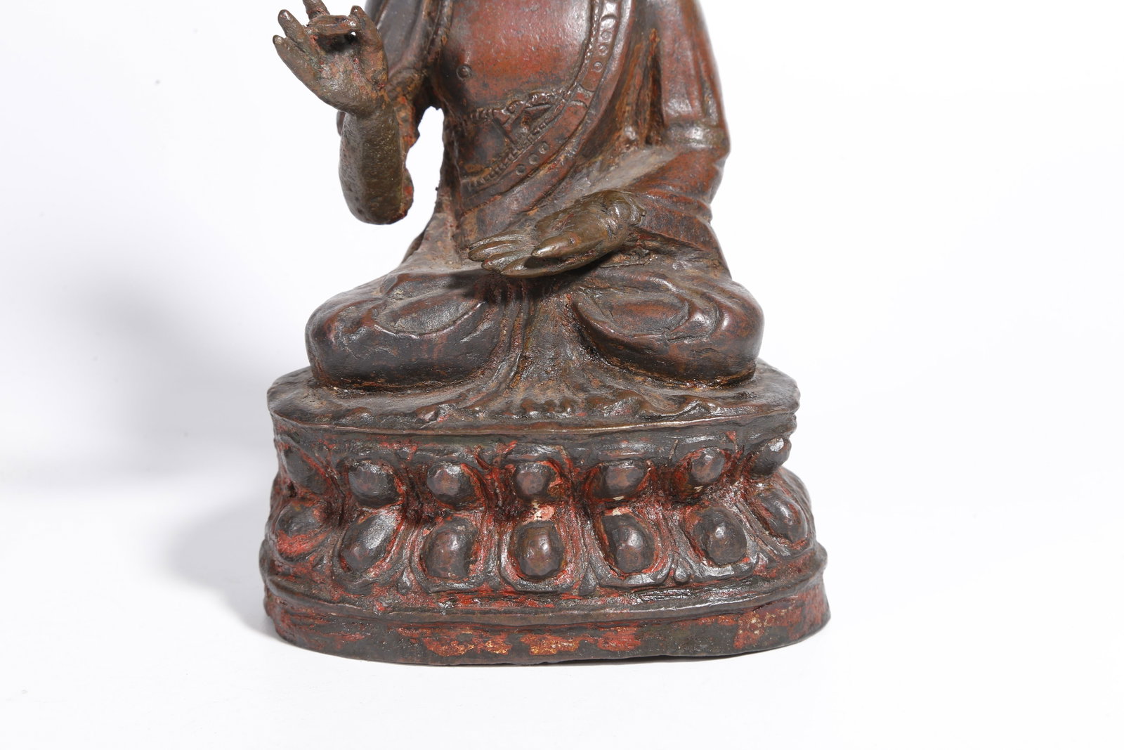 A BRONZE SAKYAMUNI STATUE - 3