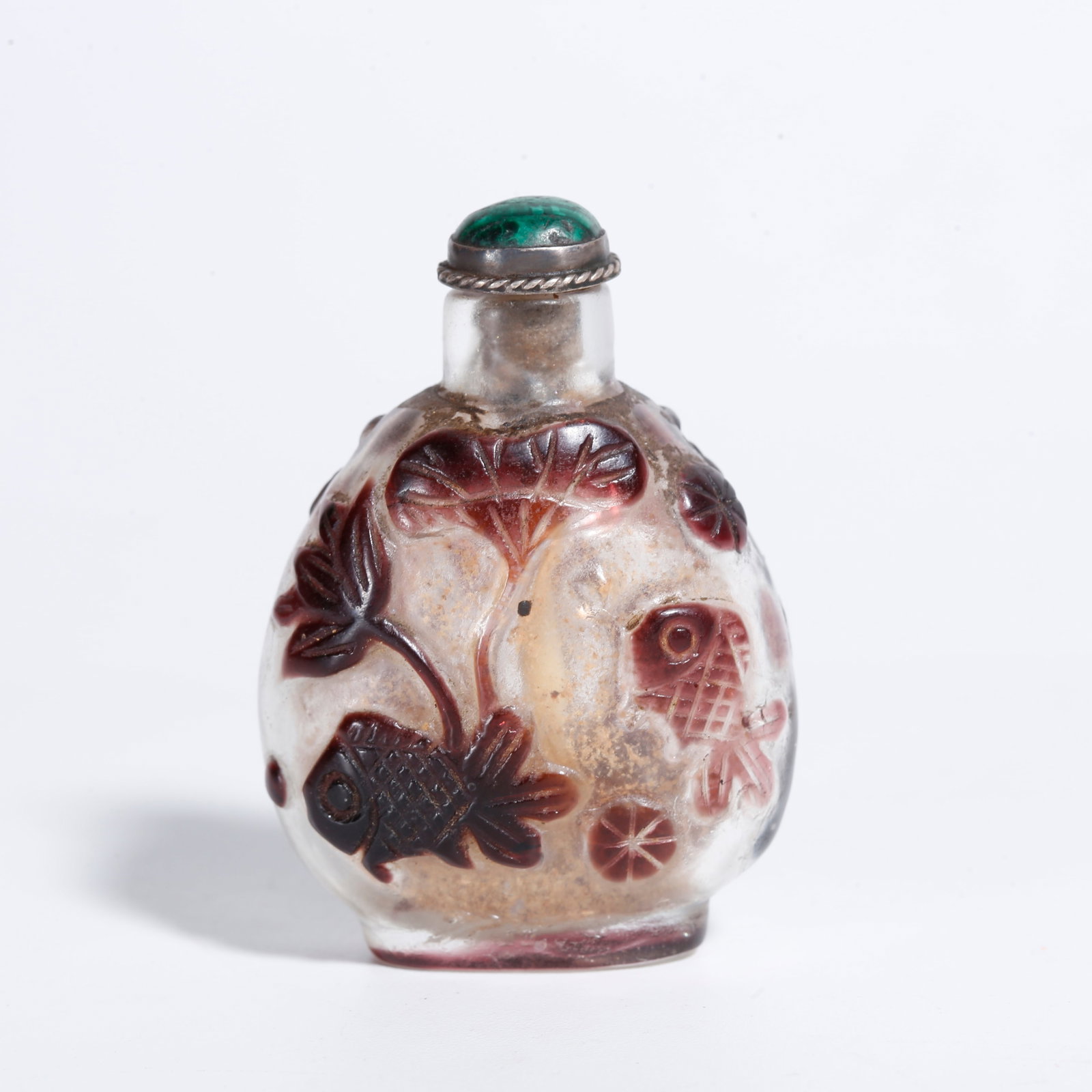 A GLASS SNUFF BOTTLE: Glass Snuff Bottle