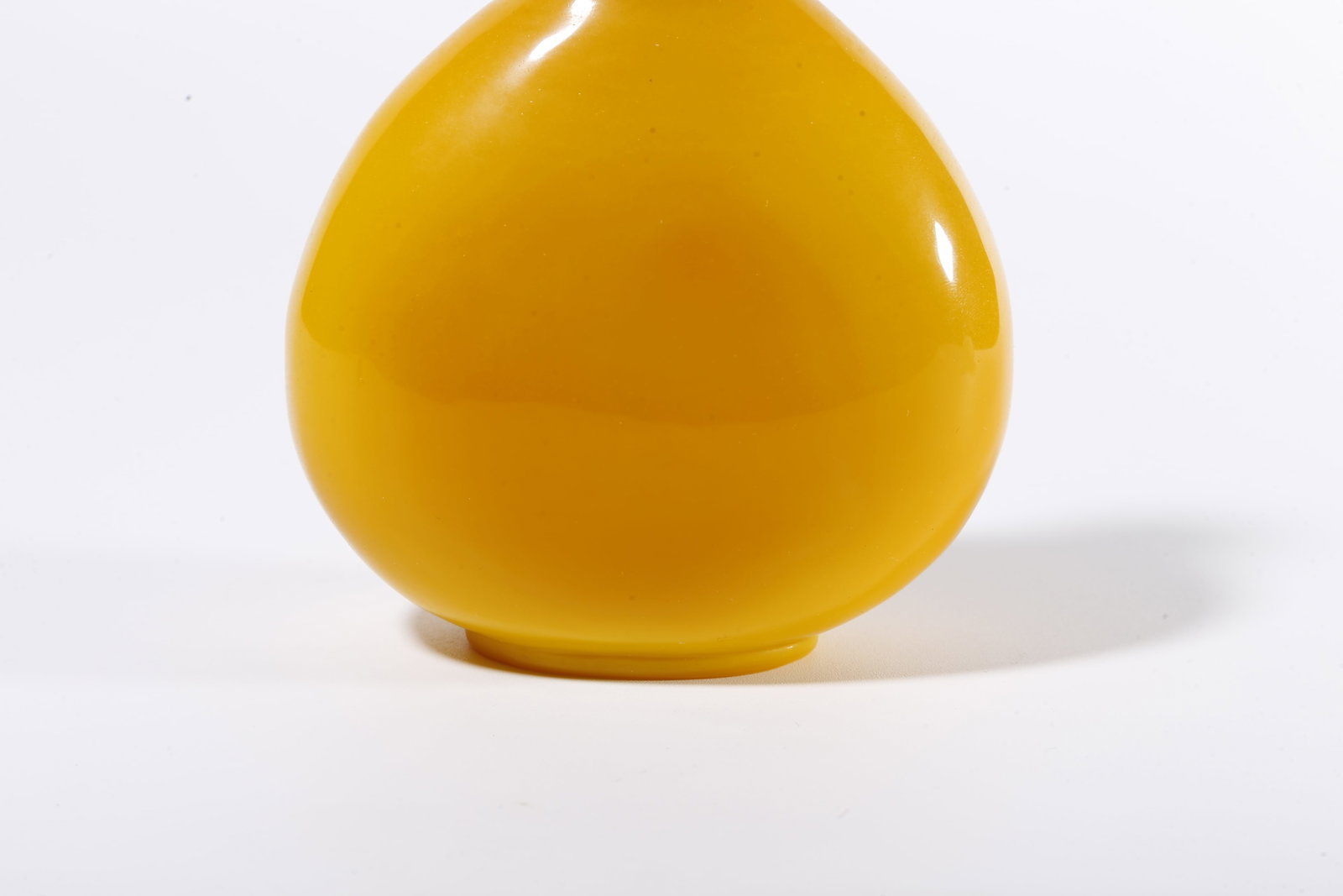 A GLASS SNUFF BOTTLE - 6