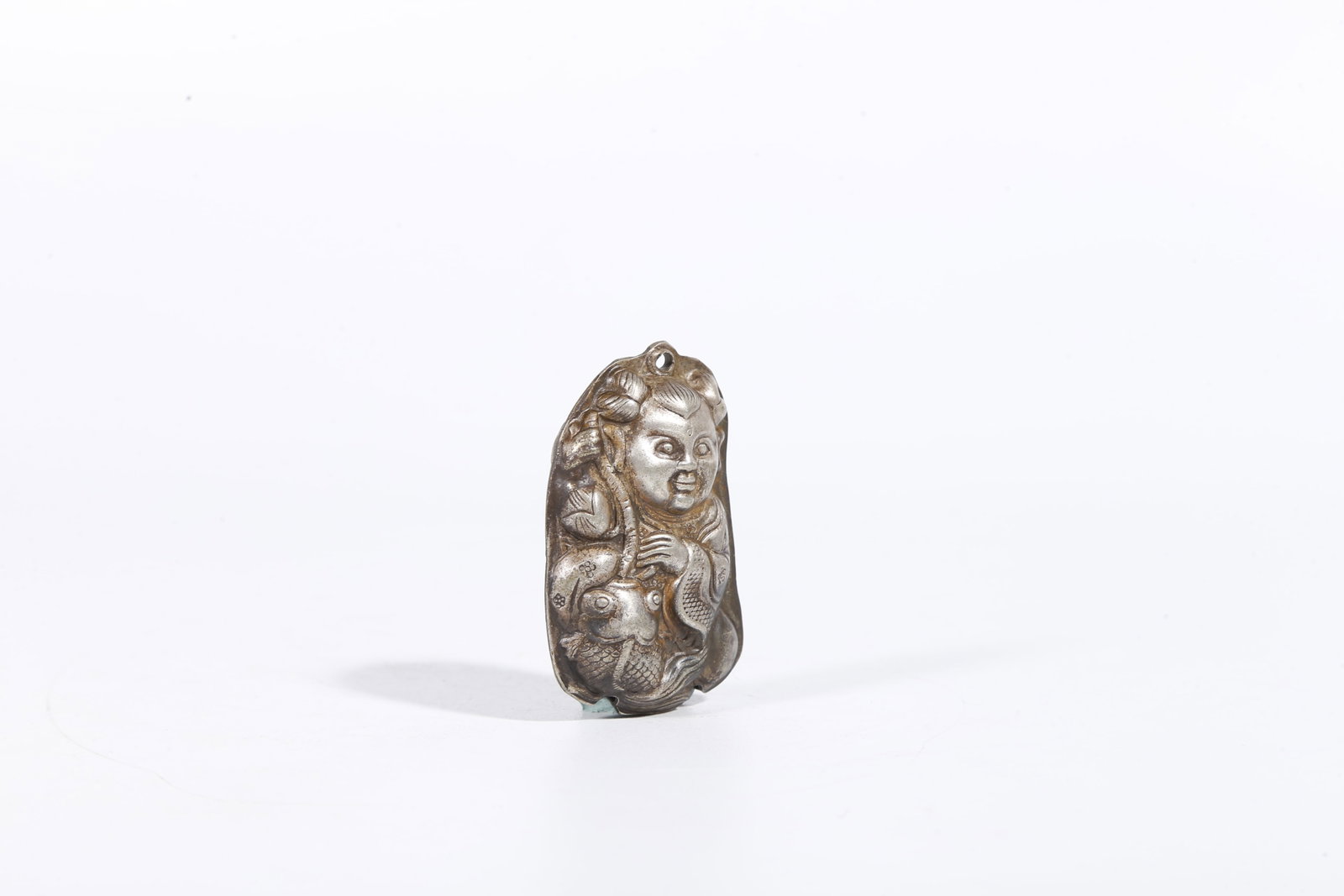 A SILVER BOY PATTERN PENDANT - 4