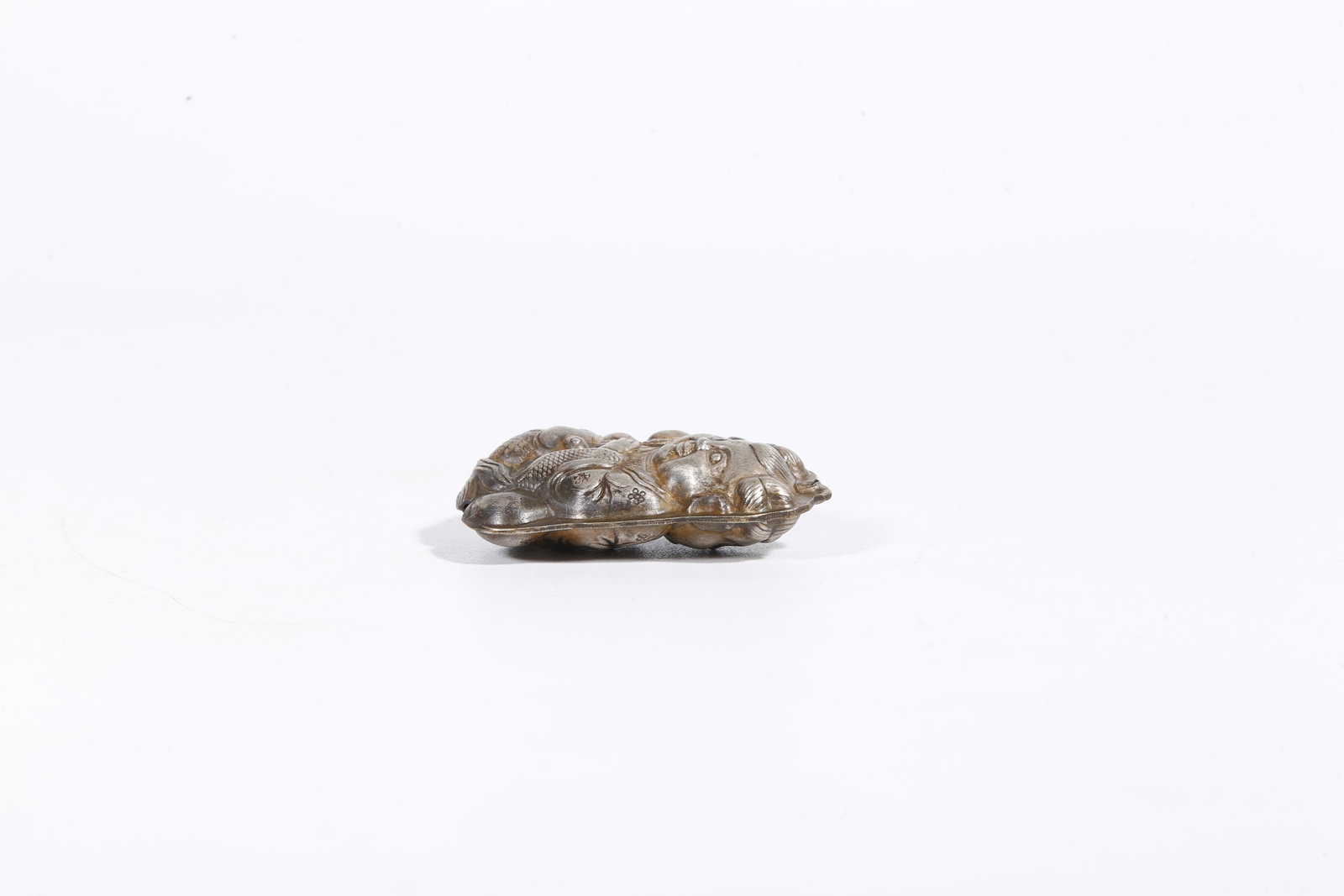 A SILVER BOY PATTERN PENDANT - 6
