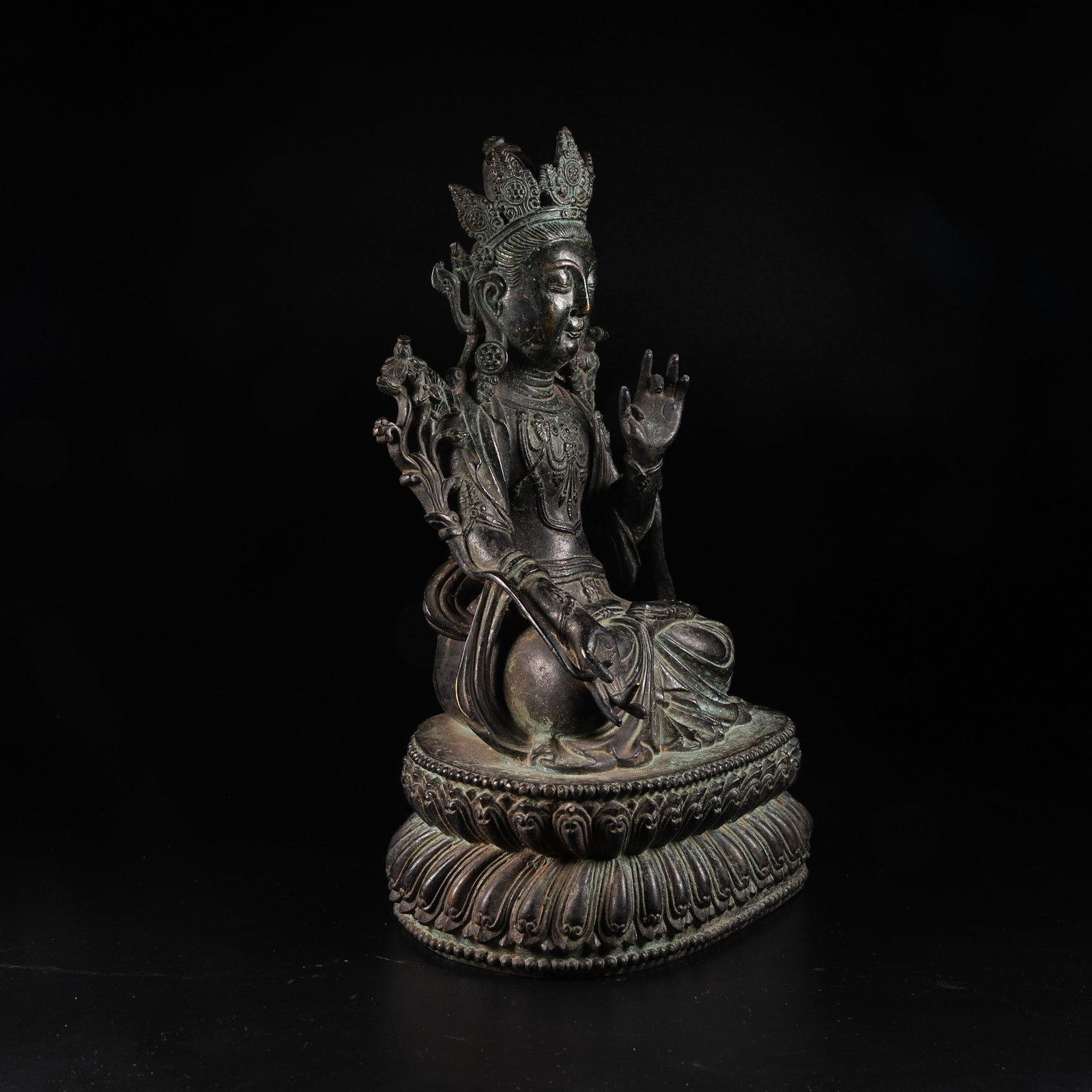 A BRONZE BODHISATTVA STATUE - 4