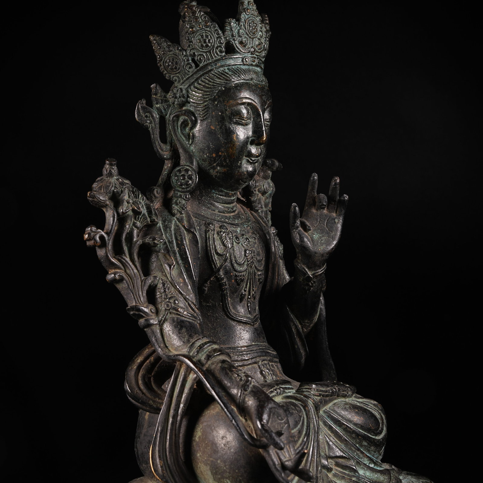 A BRONZE BODHISATTVA STATUE - 5