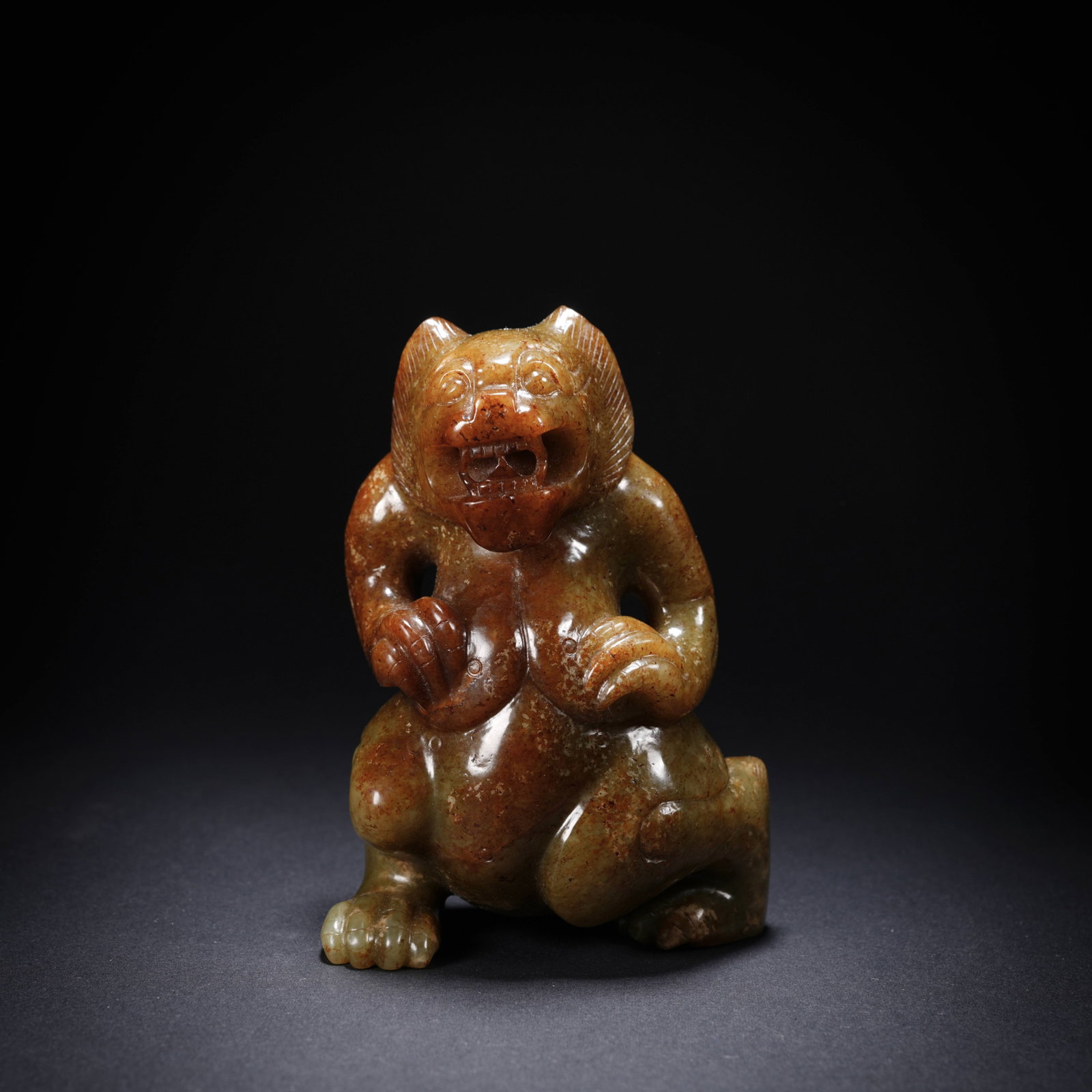 A ANCIENT JADE MYTHICAL BEAST ORNAMENT: Ancient jade mythical beast ornament