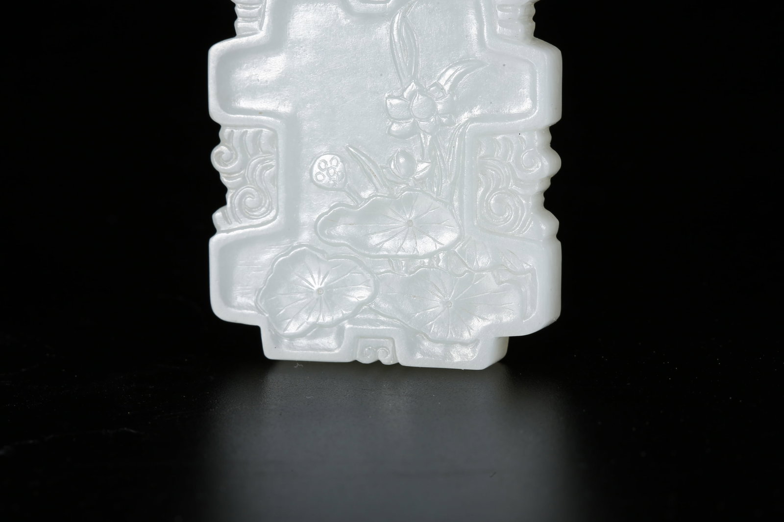 A HETIAN JADE FLORAL PATTERN PLAQUE - 3