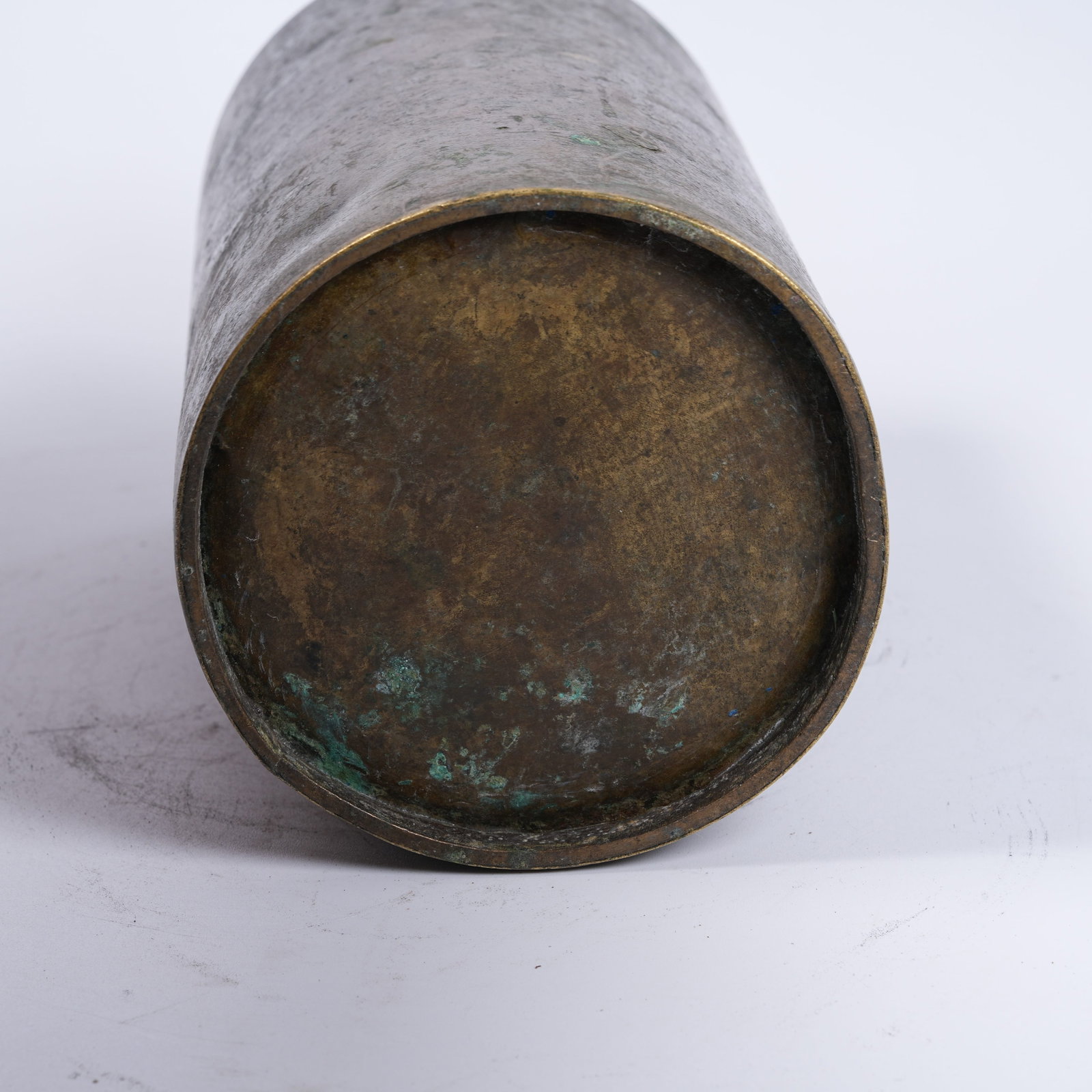 A BRONZE BRUSH POT - 9