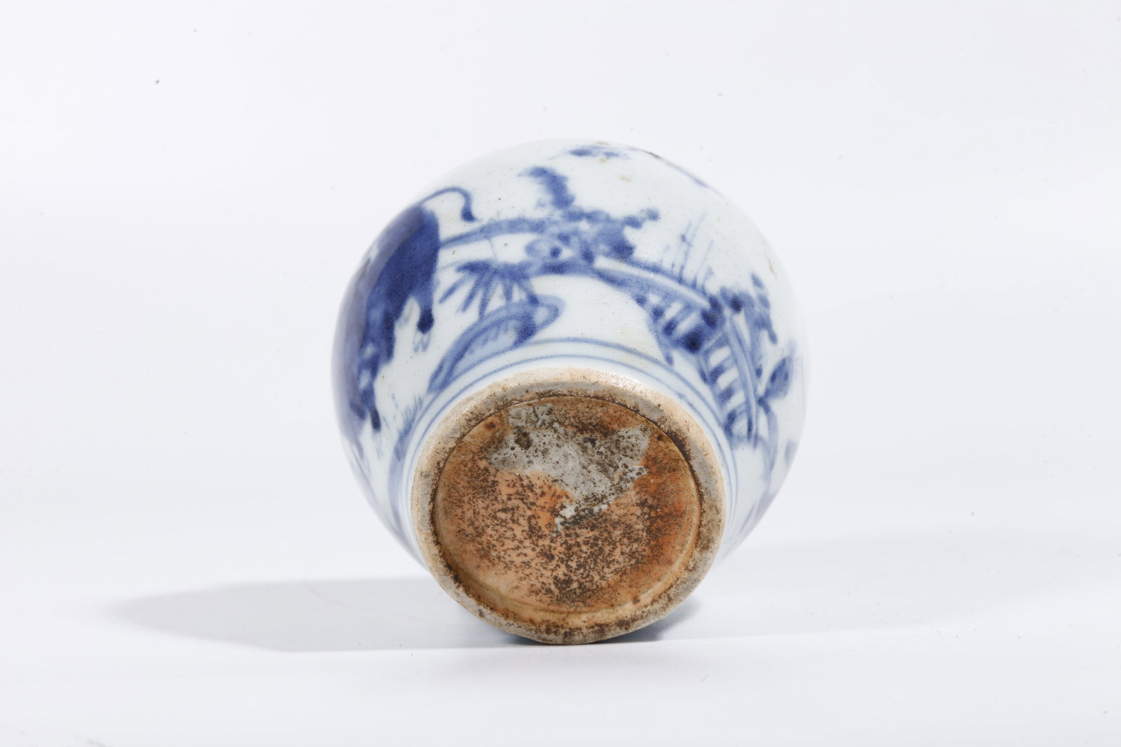 A BLUE AND WHITE BOY PATTERN JAR - 9