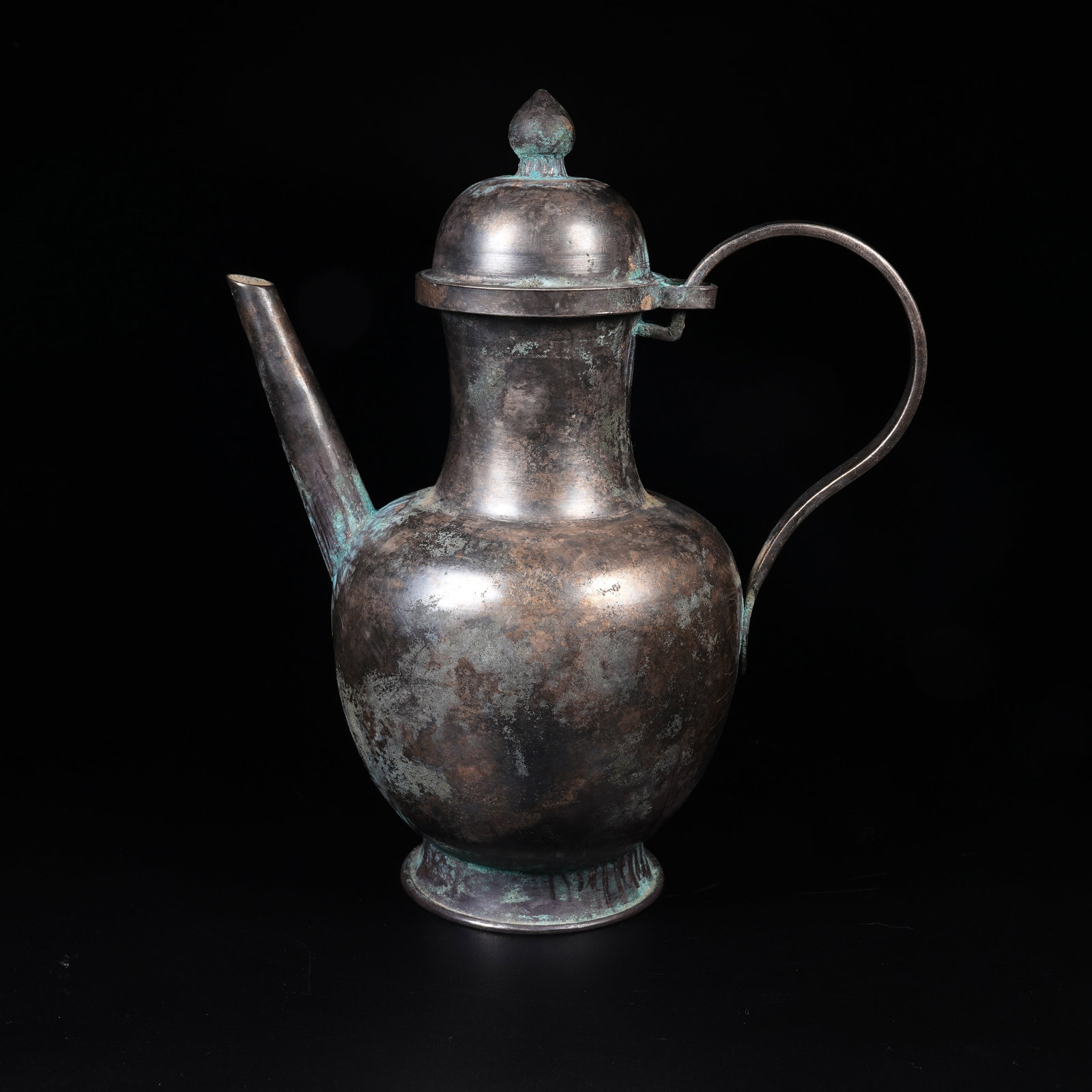 A SILVER EWER: Silver Ewer