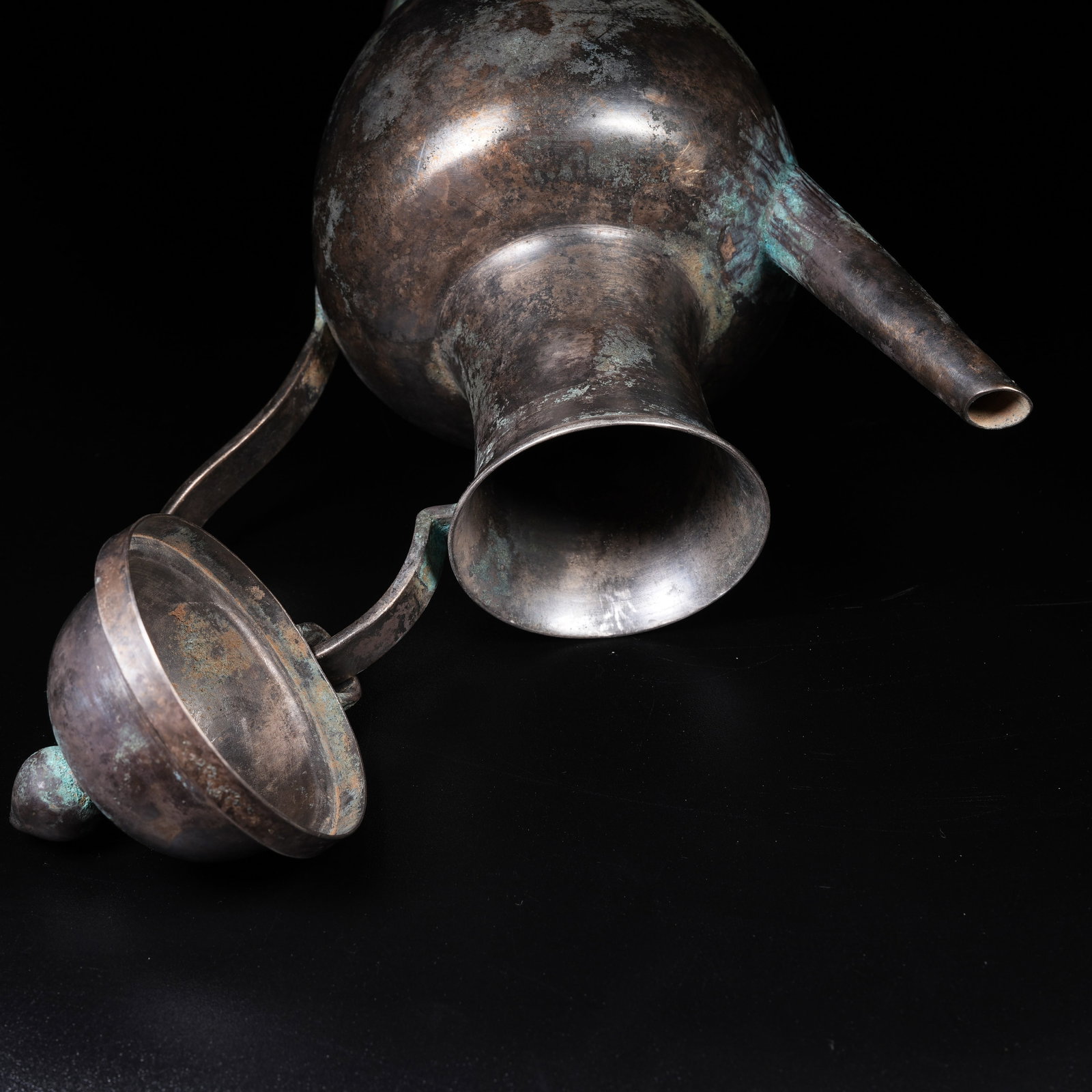A SILVER EWER - 9