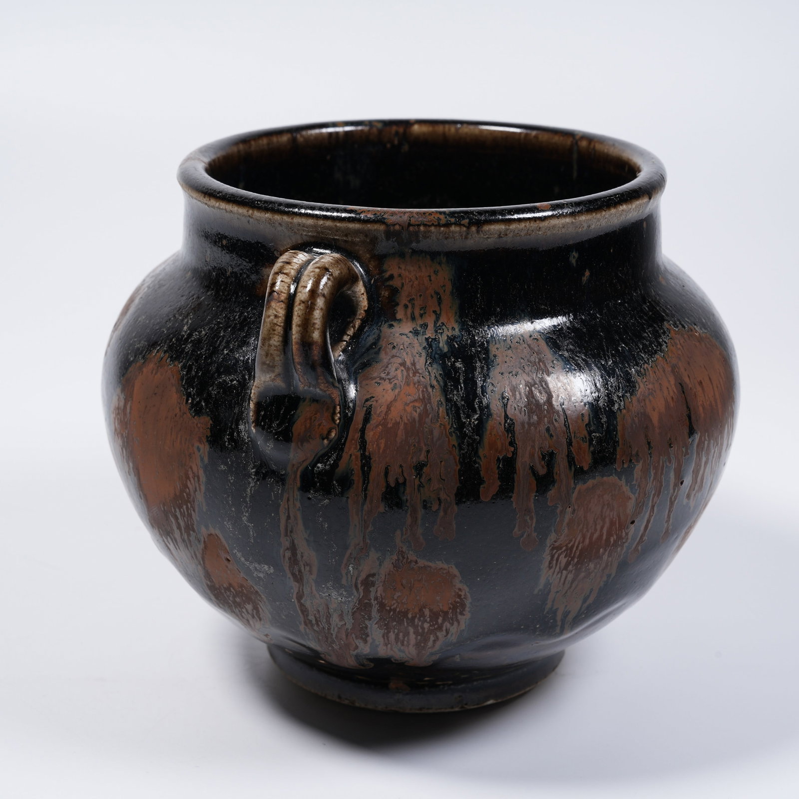 A CIZHOU KILN IRON-RUST PATTERN DOUBLE-LOOP JAR - 3