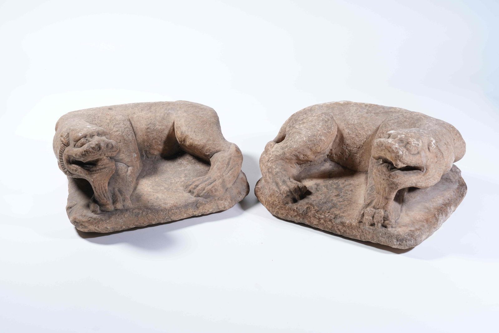 A SET OF WHITE STONE LION AND TIGER ORNAMENTS: Set of White Stone Lion and Tiger Ornaments