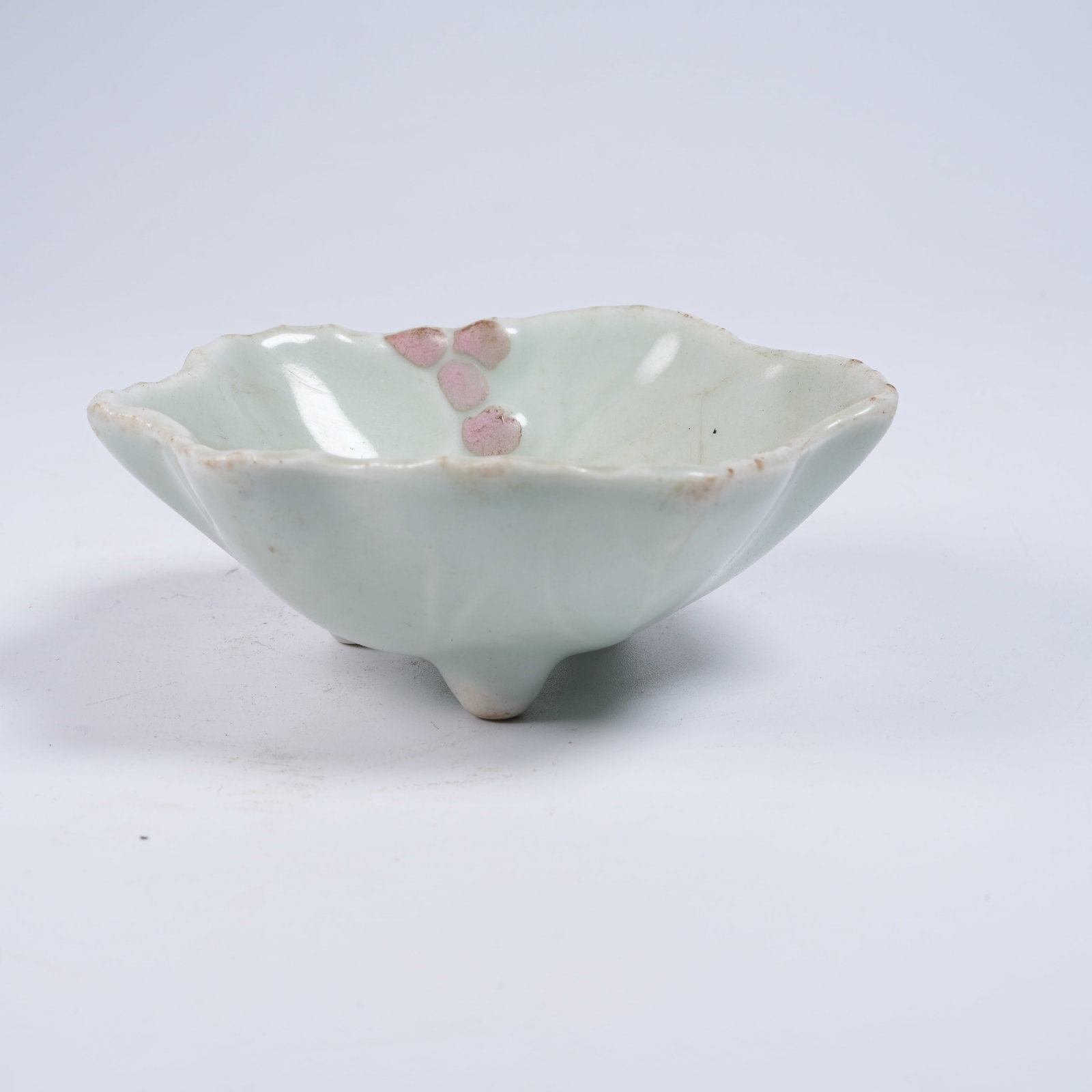 A CELADON LEAF-SHAPED WASHER - 2