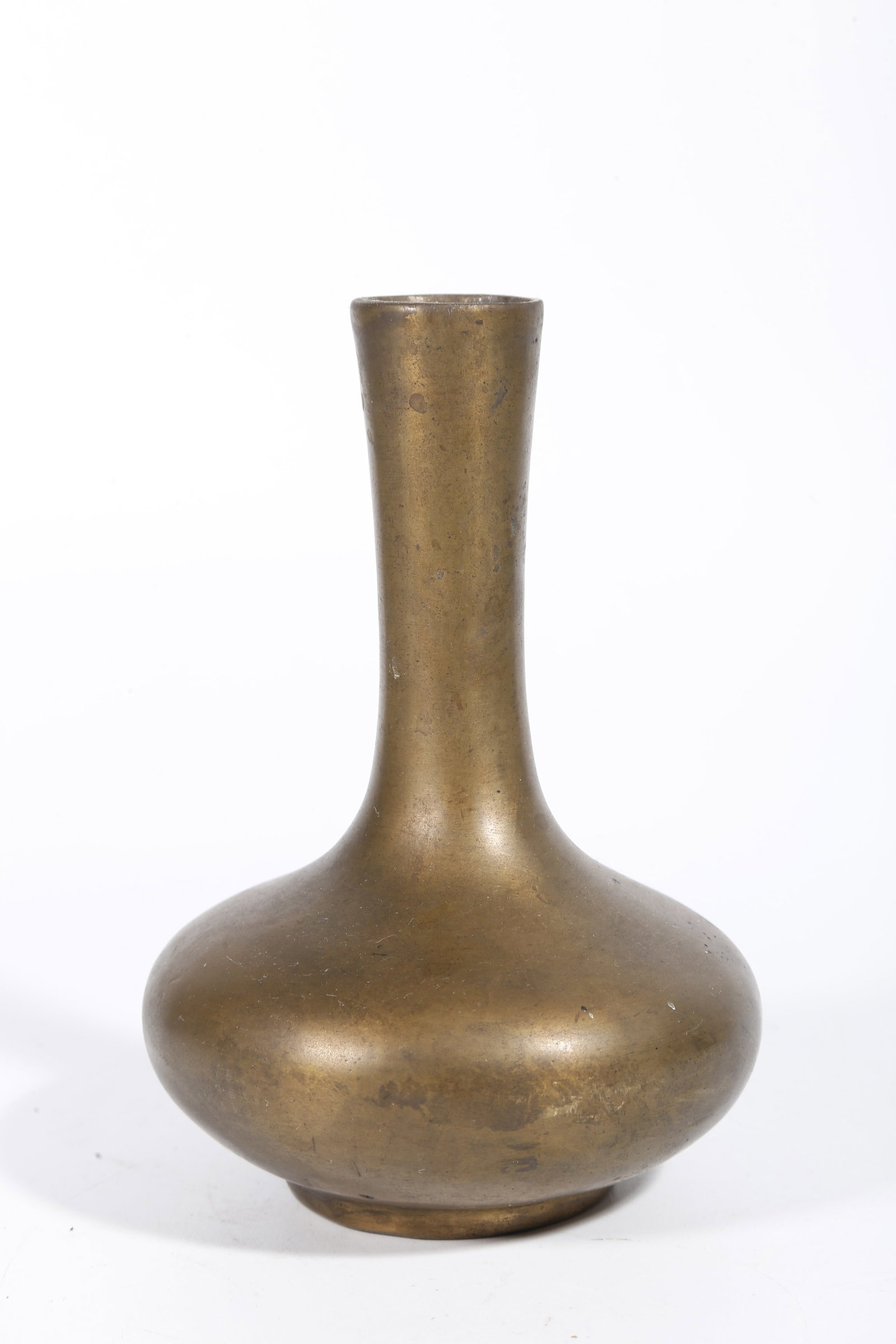A BRONZE VASE - 6