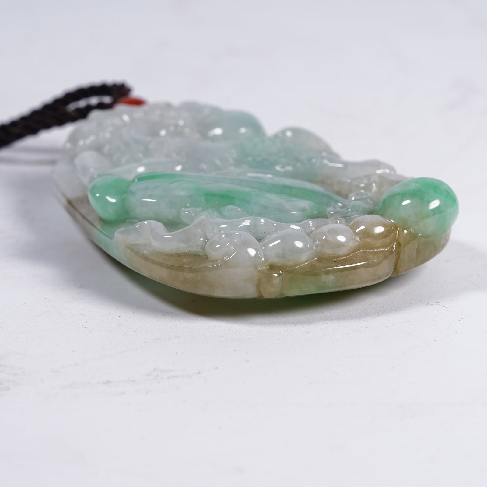 A JADEITE KYLIN AUSPICIOUS PATTERN PENDANT - 4