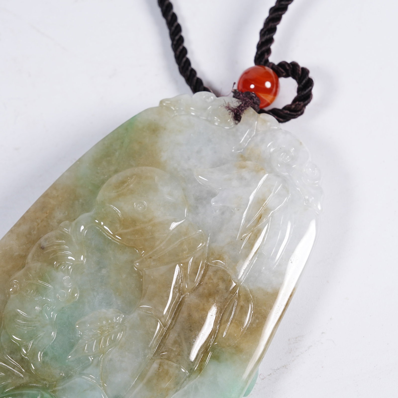 A JADEITE KYLIN AUSPICIOUS PATTERN PENDANT - 8