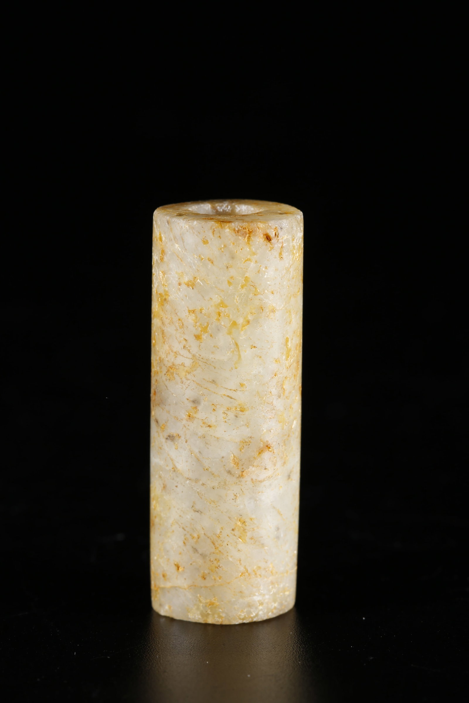 A HETIAN JADE BEAD - 3