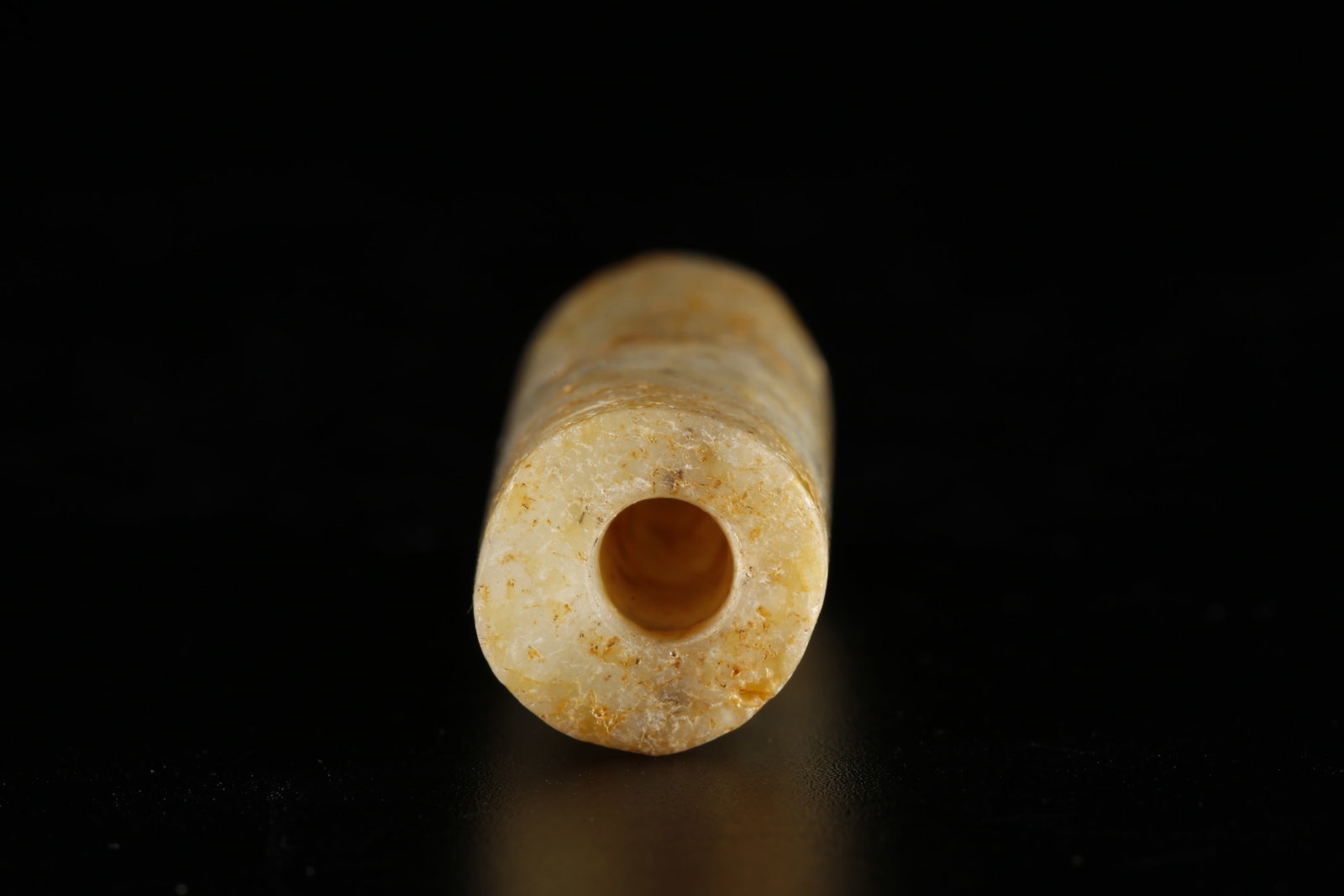 A HETIAN JADE BEAD - 8