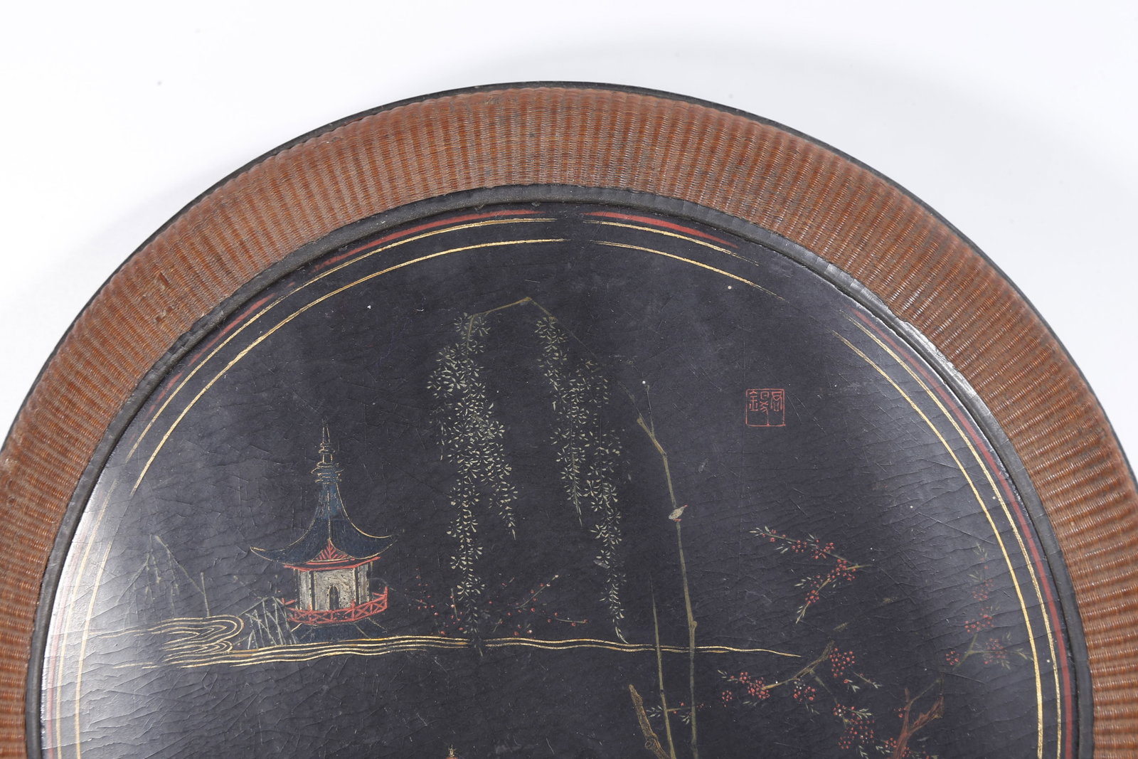 A LACQUER FIGURAL STORY PATTERN COVERED BOX - 6