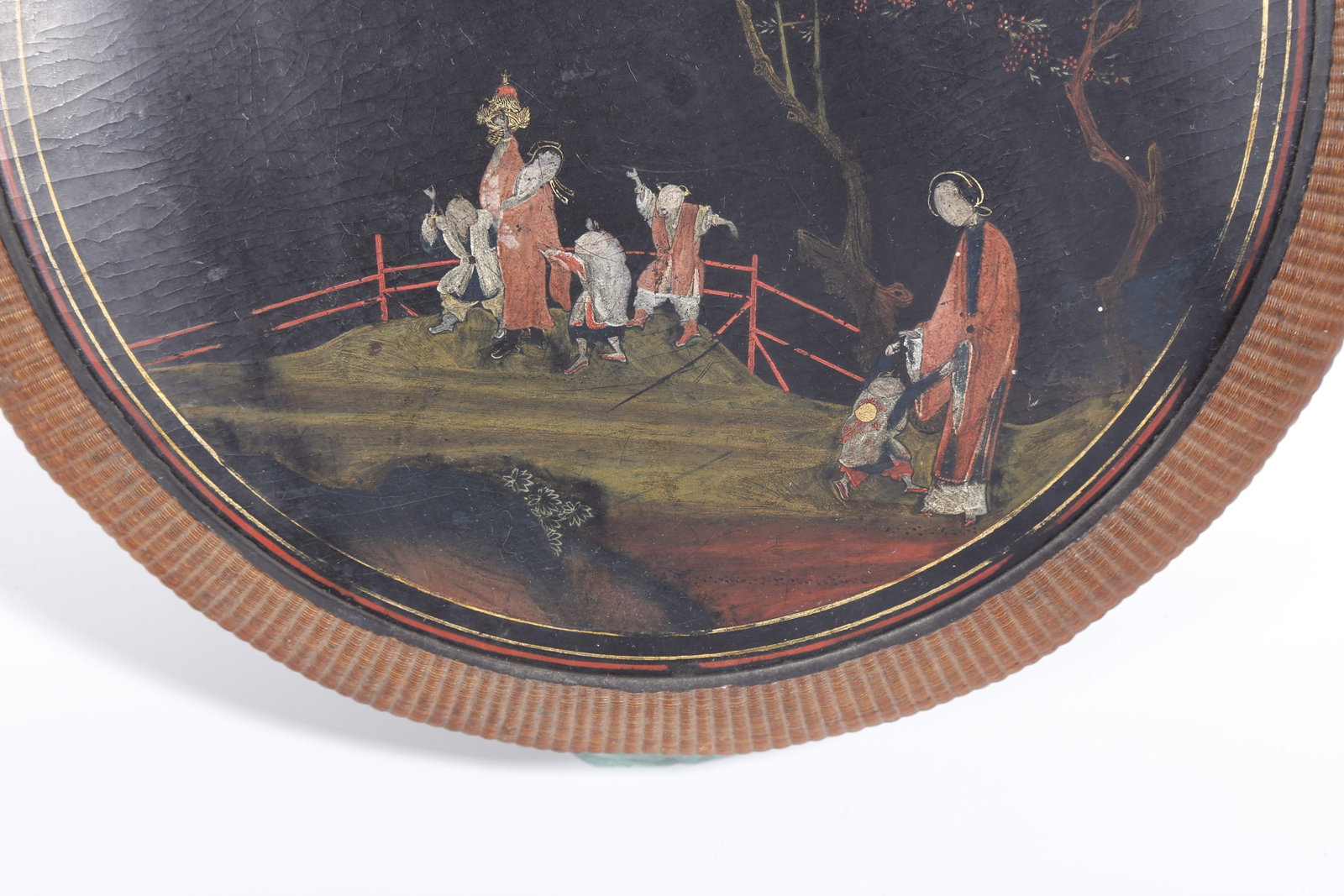 A LACQUER FIGURAL STORY PATTERN COVERED BOX - 7