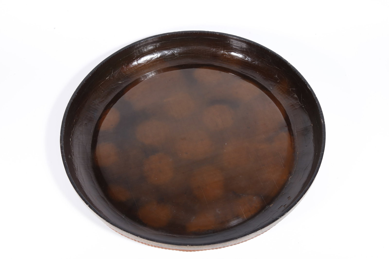 A LACQUER FIGURAL STORY PATTERN COVERED BOX - 9