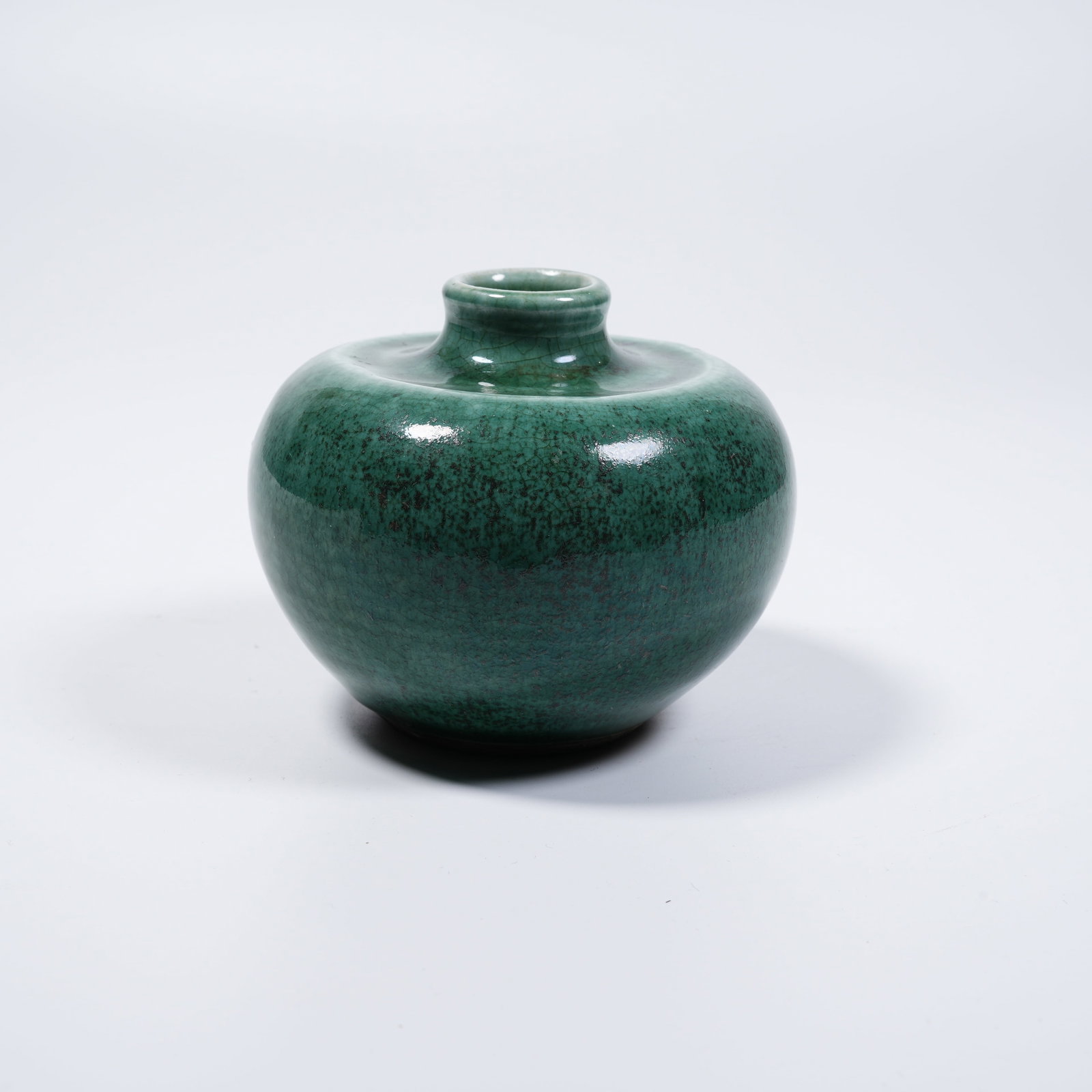 A GREEN GLAZE WATER VESSEL (1 of 9)