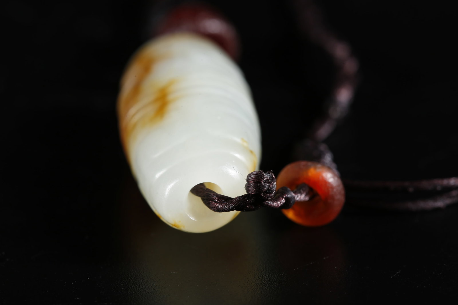 A HETIAN JADE PENDANT - 4