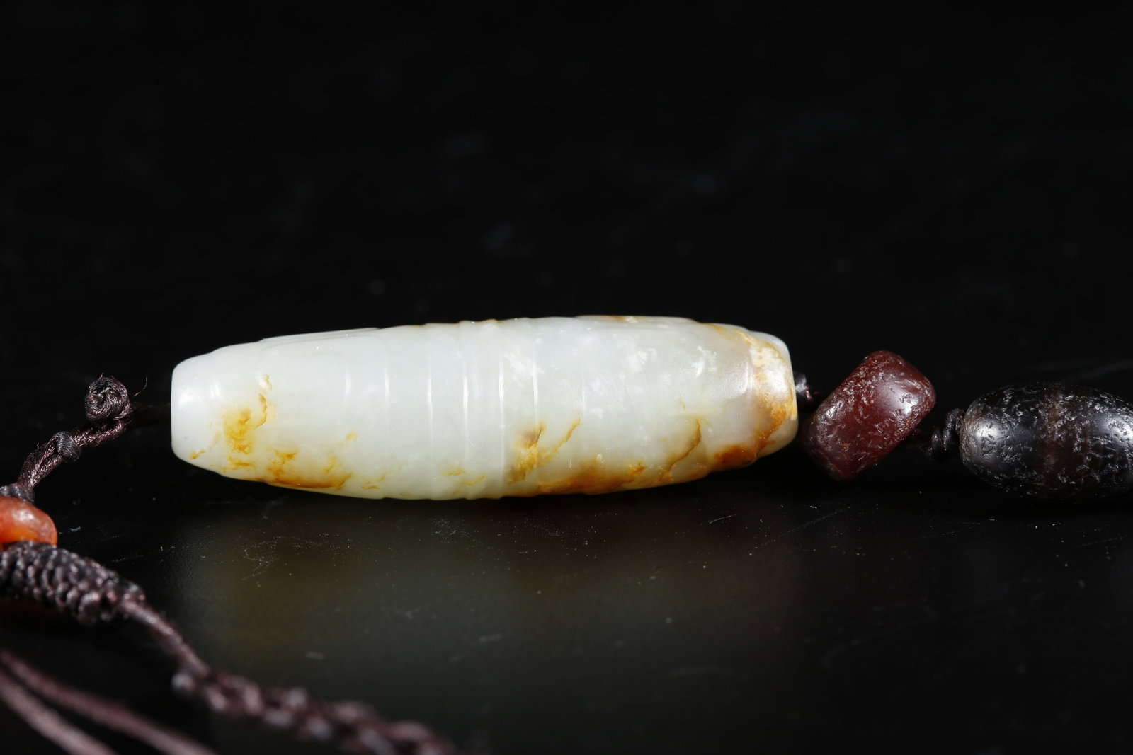 A HETIAN JADE PENDANT - 5