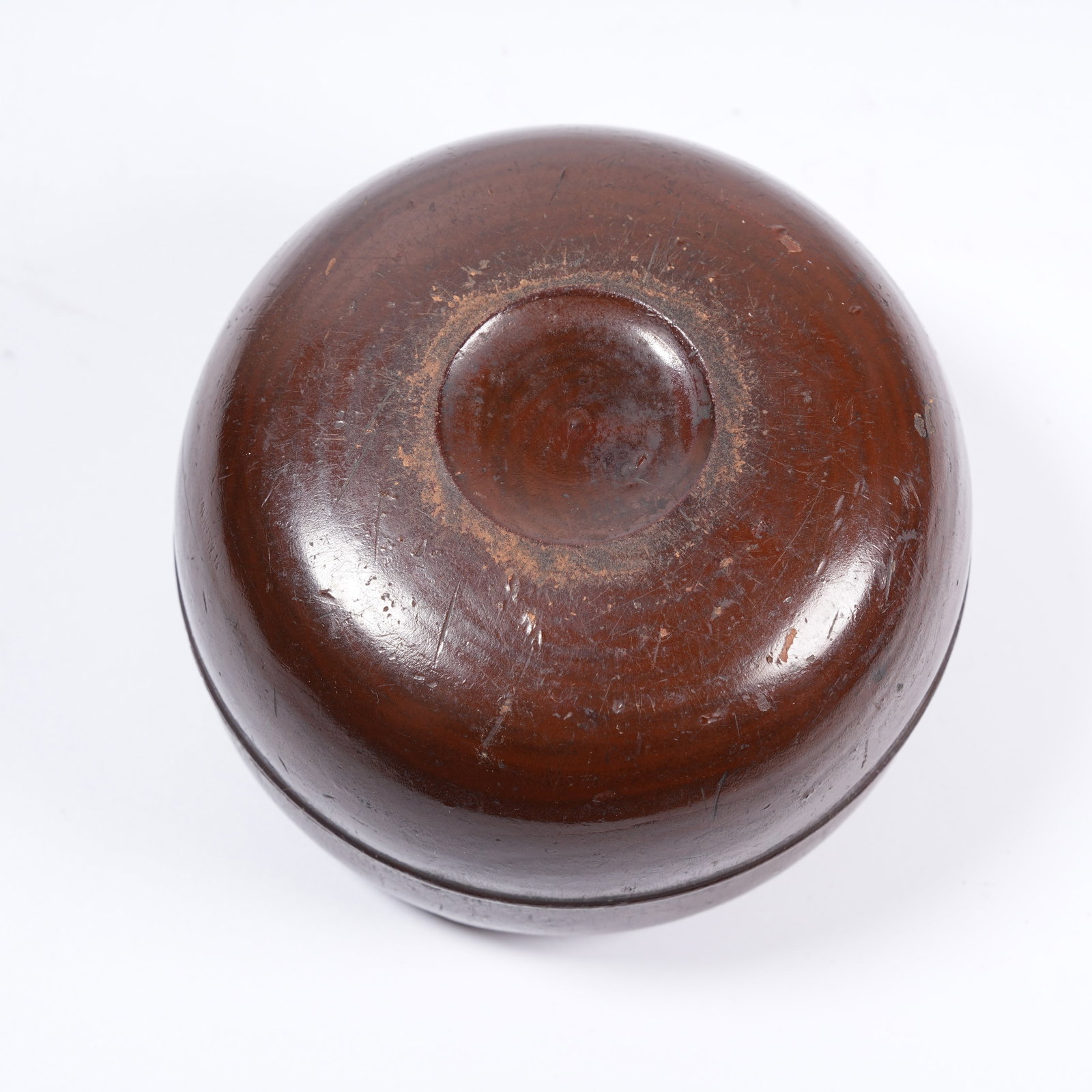 A LACQUER COVERED BOX WITH FIGURE PATTERN - 9