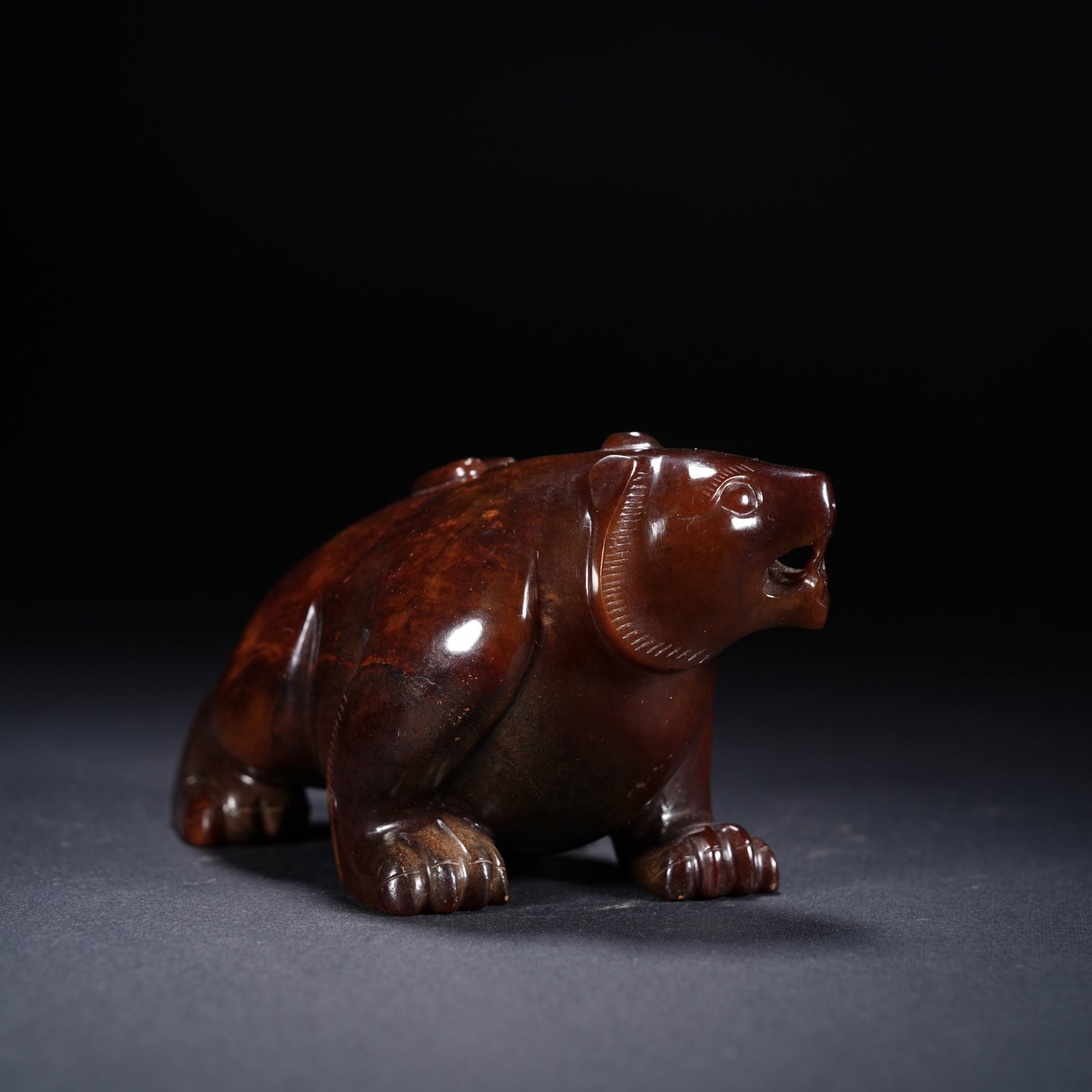 A ANCIENT JADE WINGED FIGURE RIDING BEAST ORNAMENT (1 of 8)