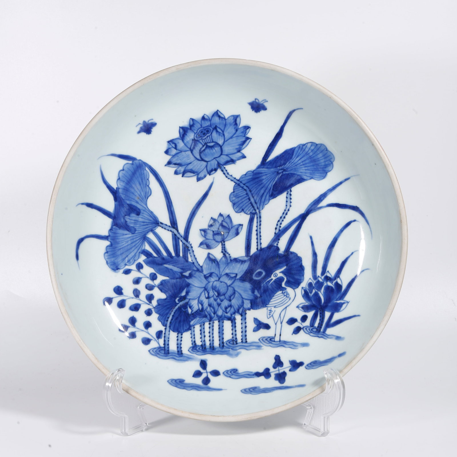 A BLUE AND WHITE PLATE WITH LOTUS PATTERN (1 of 10)