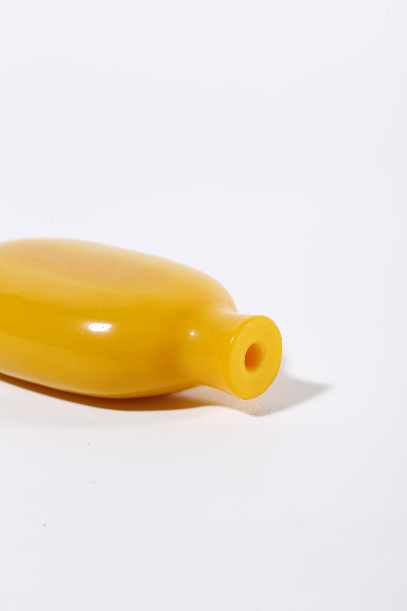 A GLASS SNUFF BOTTLE - 8
