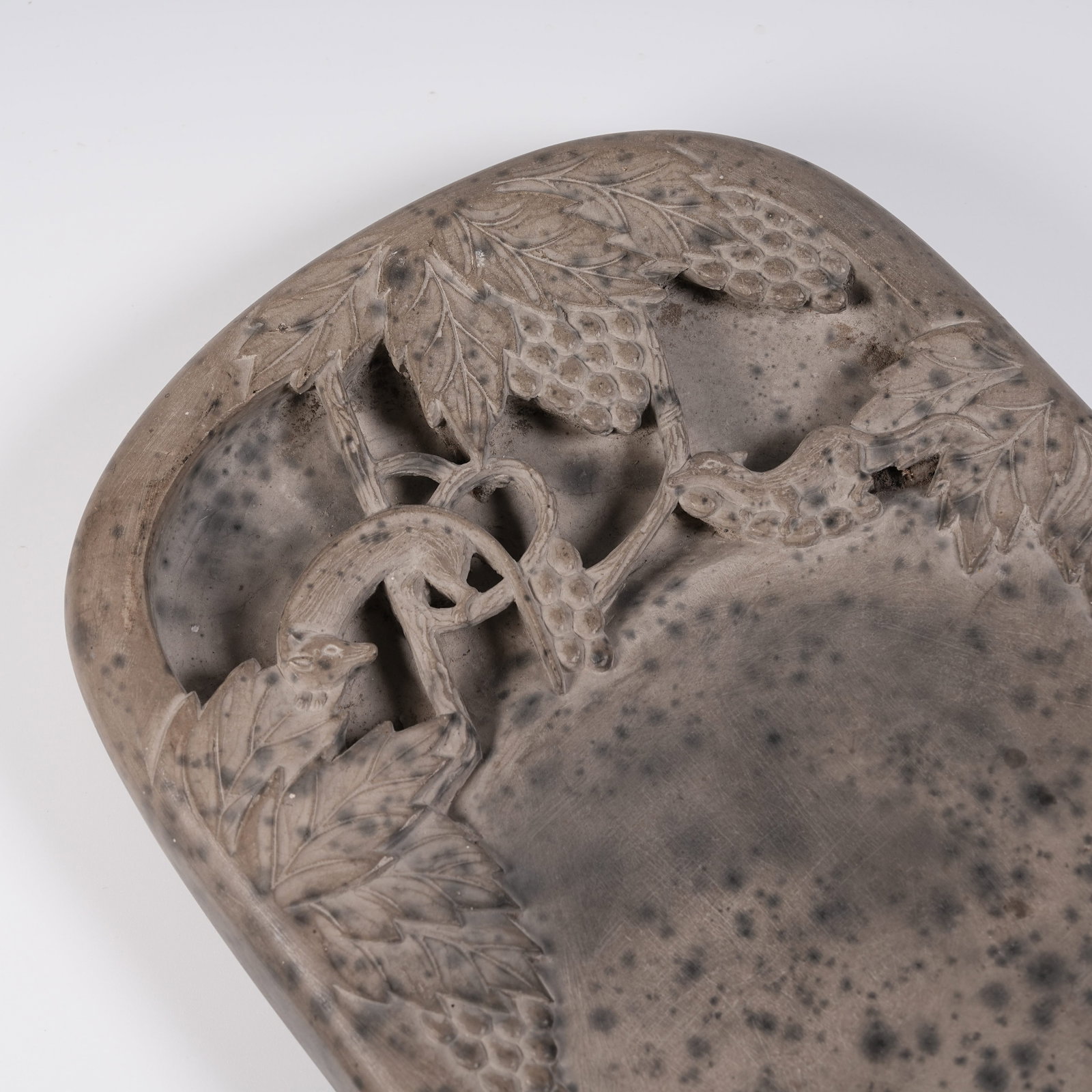 A ORANGE CLAY INKSTONE WITH SQUIRREL AND GRAPE PATTERN - 2