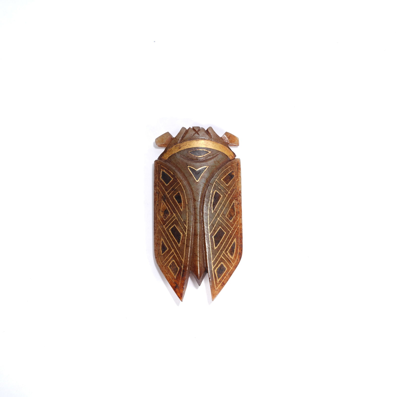 A ANCIENT JADE GILT-INLAID CICADA WITH GEOMETRIC MOTIF (1 of 7)