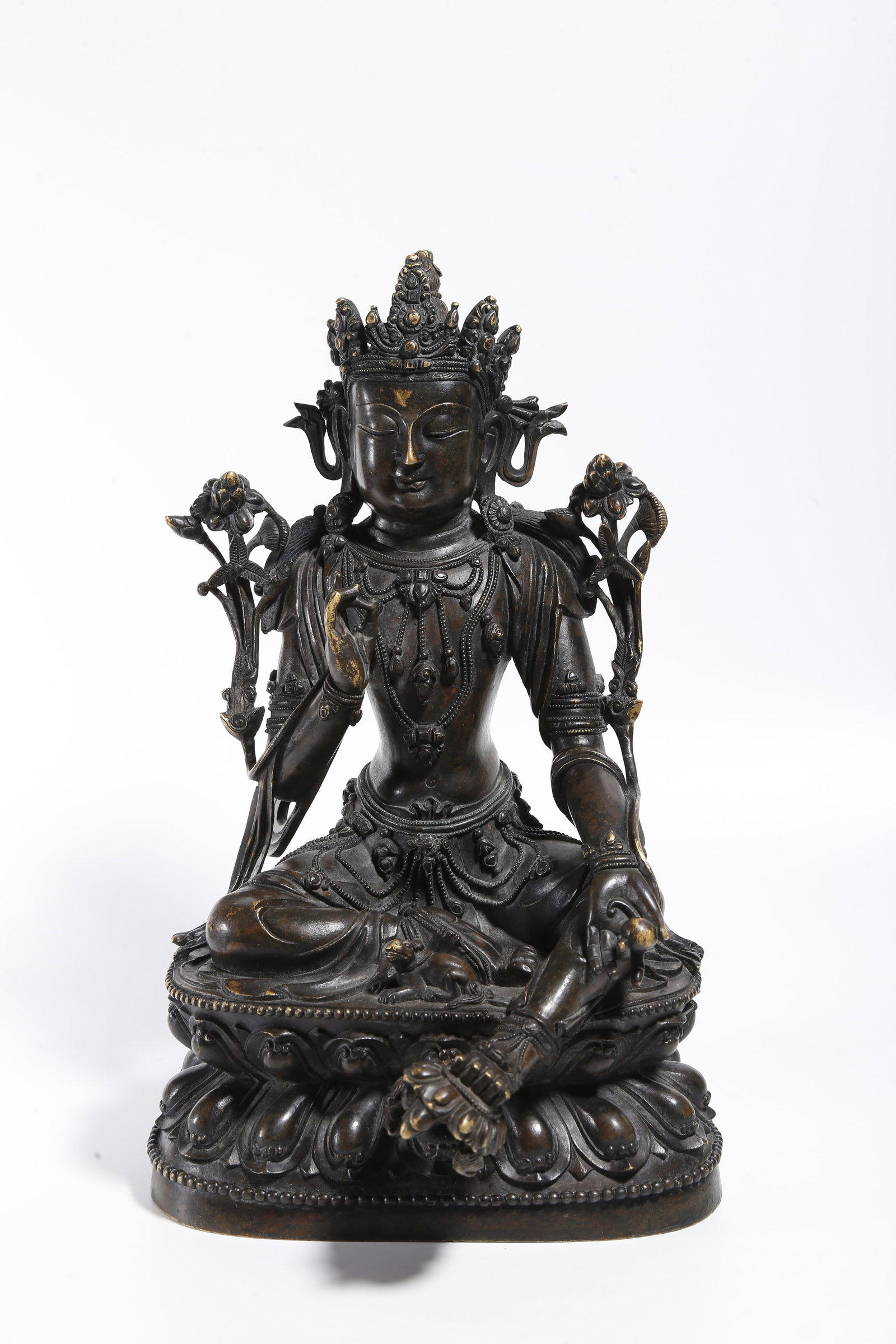 A BRONZE KSITIGARBHA BODHISATTVA STATUE (1 of 9)
