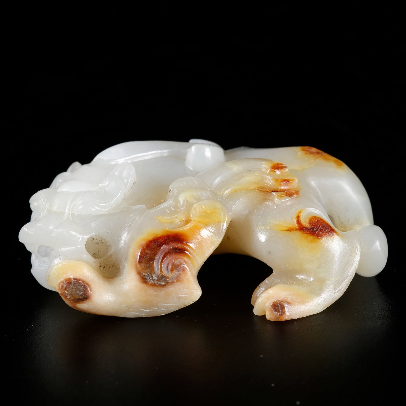 A CHILONG-SHAPED ORNAMENT CARVED FROM HETIAN JADE (1 of 9)