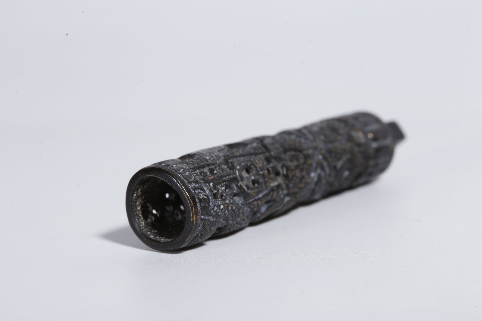 A BRONZE DRAGON PATTERN FEATHER TUBE - 10