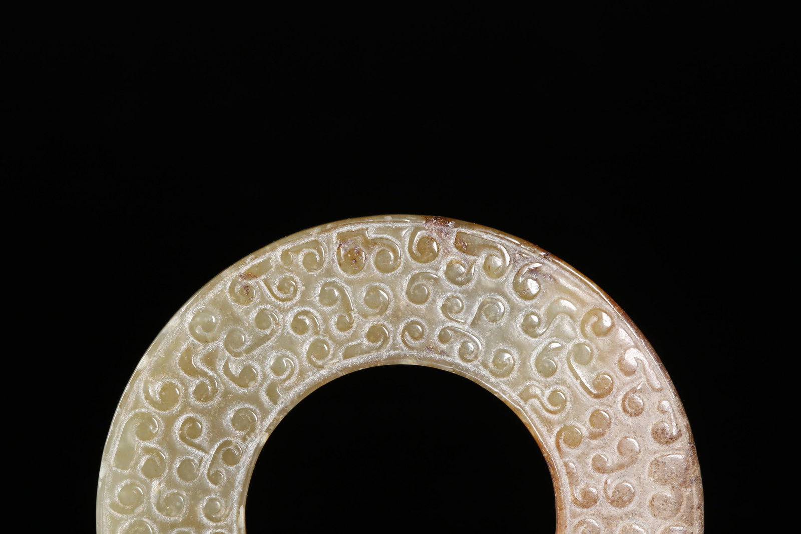 A ANCIENT JADE RING - 2
