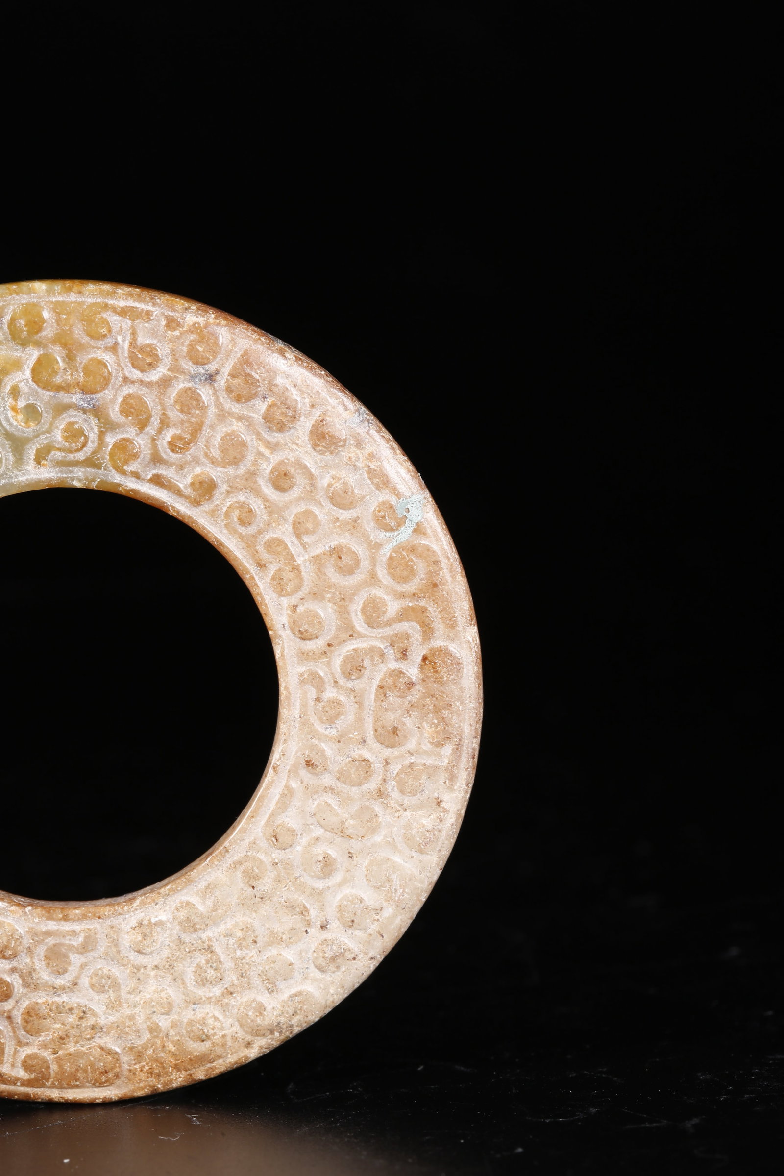 A ANCIENT JADE RING - 8