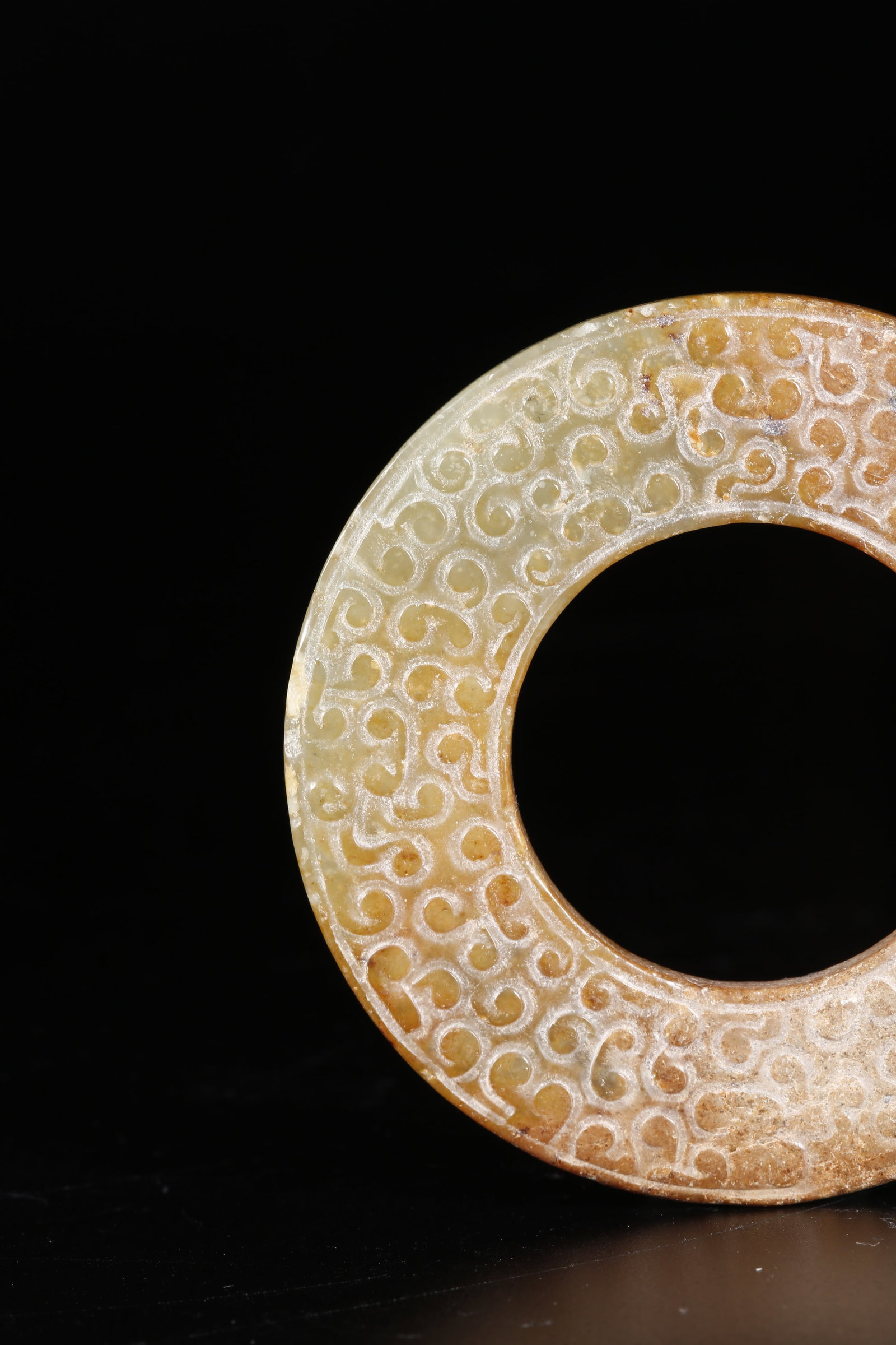 A ANCIENT JADE RING - 9