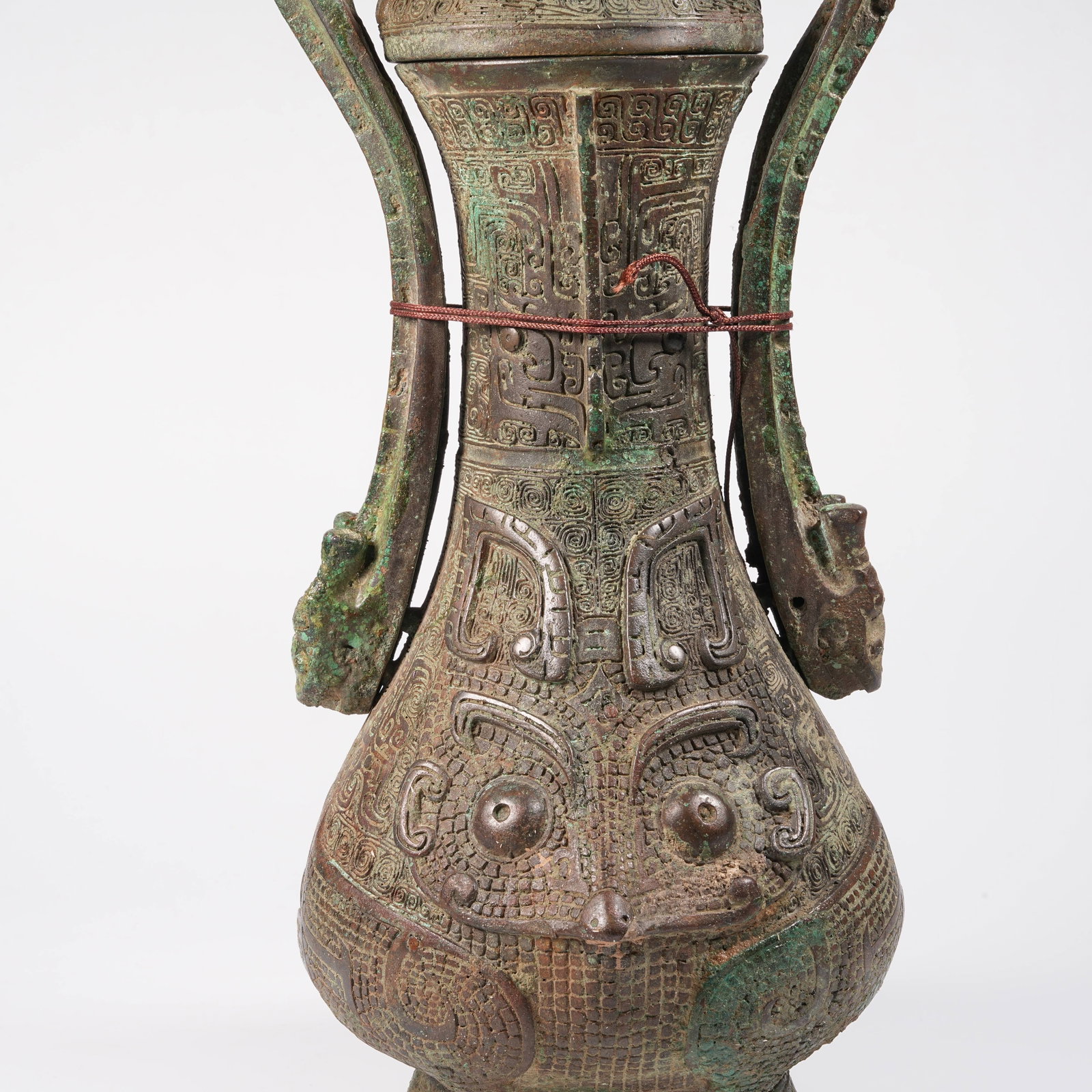 A BRONZE LOOP-HANDLED YOU VESSEL WITH BEAST MASK PATTERN - 3