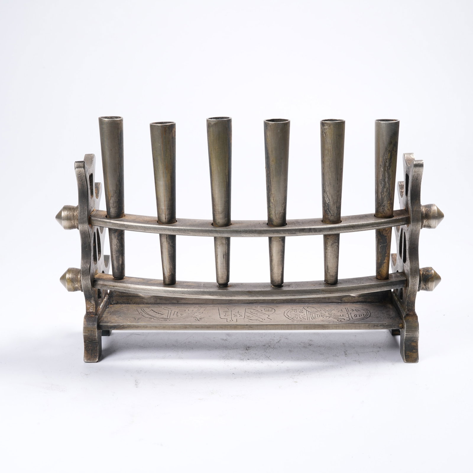 A WHITE BRONZE BRUSH REST - 4