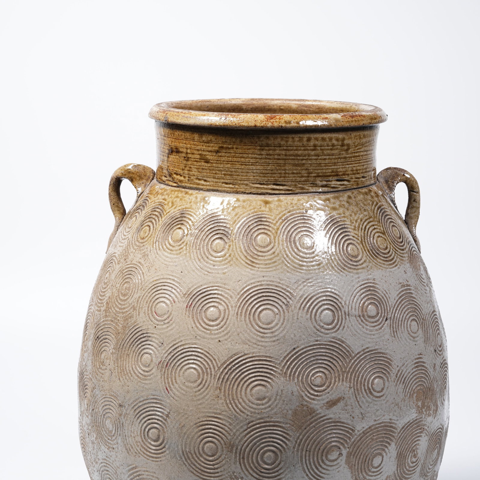 A CELADON WAVE PATTERN JAR - 2